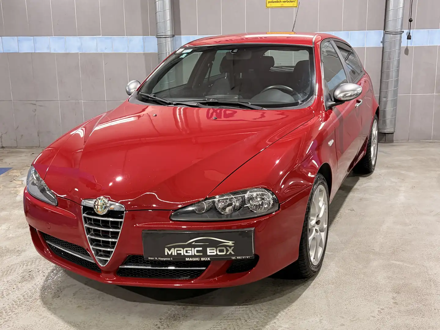 Alfa Romeo 147 *Facelift*Parksensoren hinten*Klimaanlage*17-ZOLL* Rot - 2
