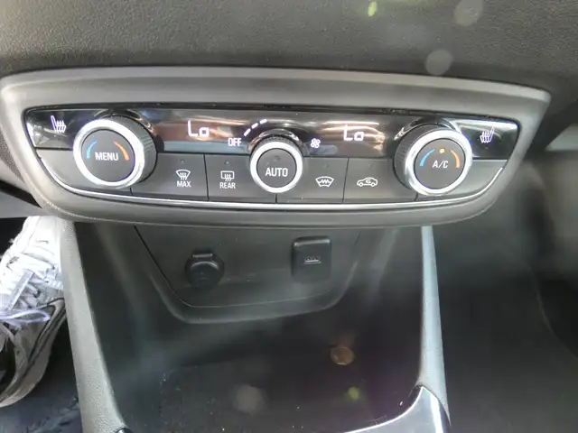 Opel Crossland X view 14