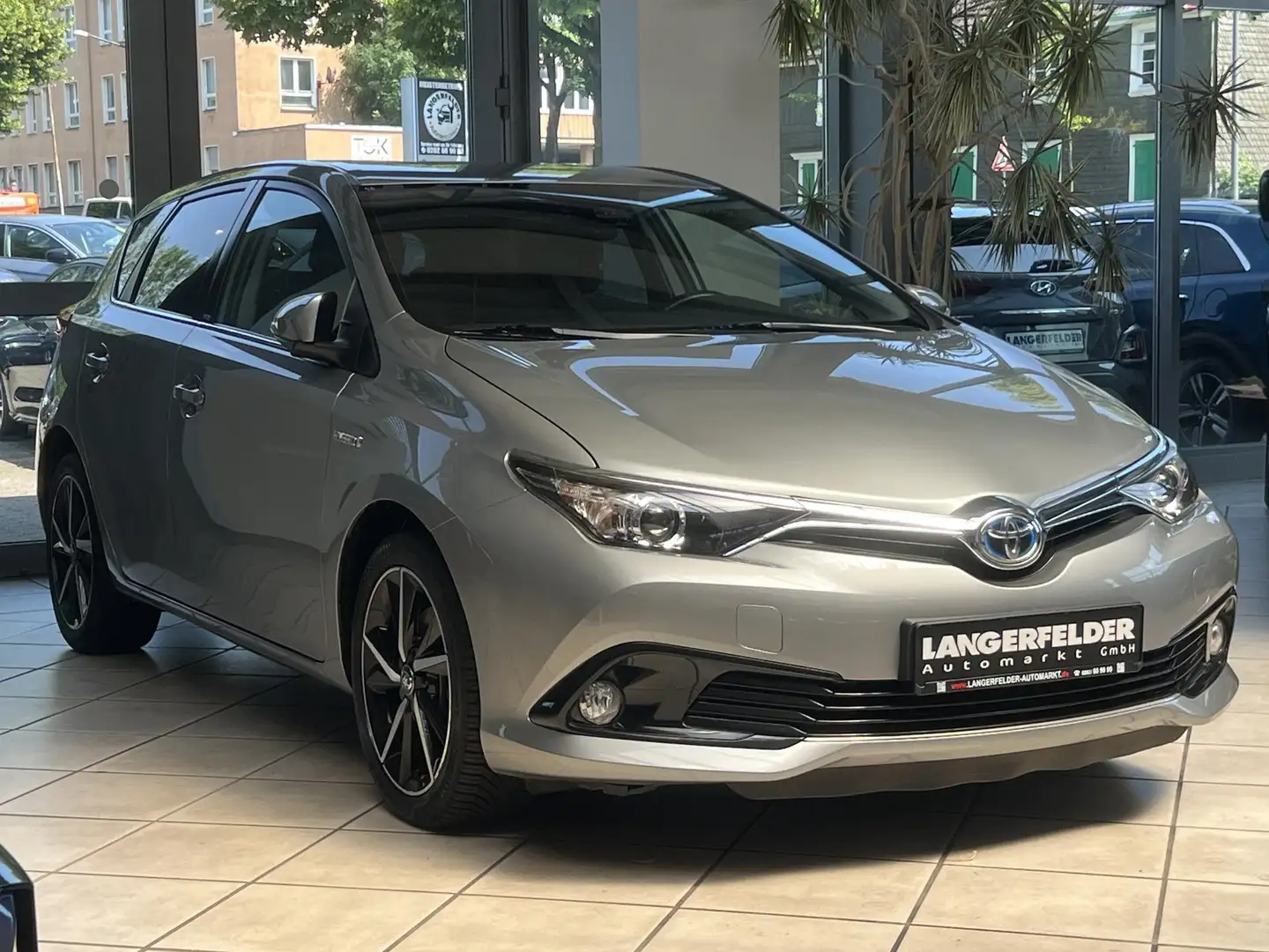 Toyota Auris Auris 1.8 Edition-S+ *KAMERA*SPUR*SHZ*ALLWETTER* Srebrny - 1