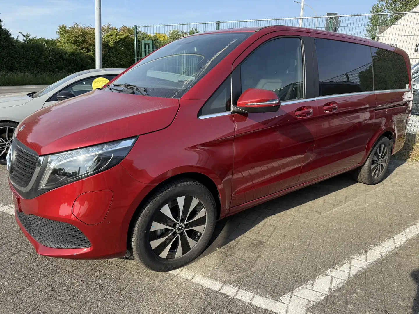 Mercedes-Benz EQV 300 L2 - 1