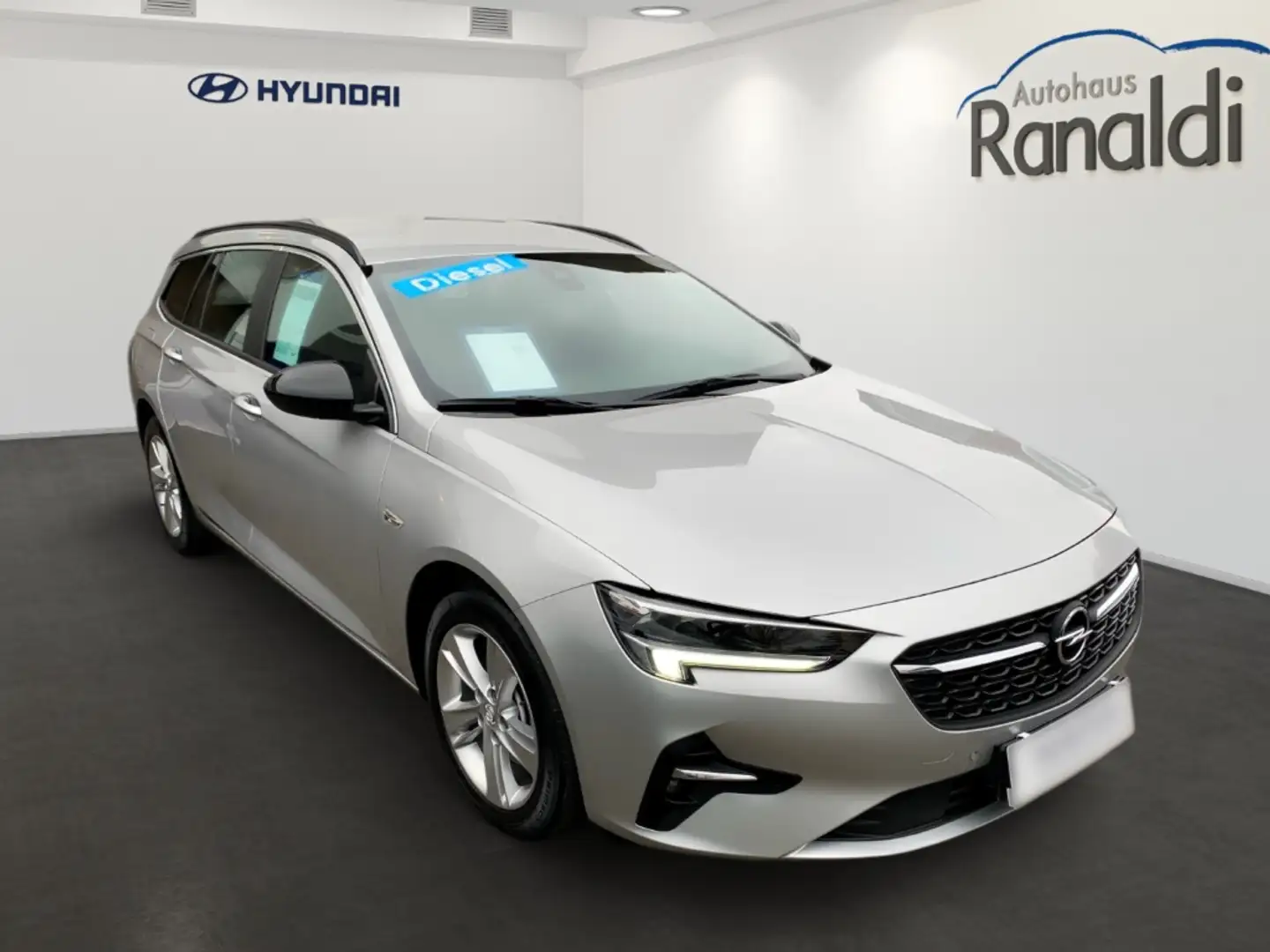 Opel Insignia B Sports Tourer+8GANG AUTOMATIK! Silber - 2