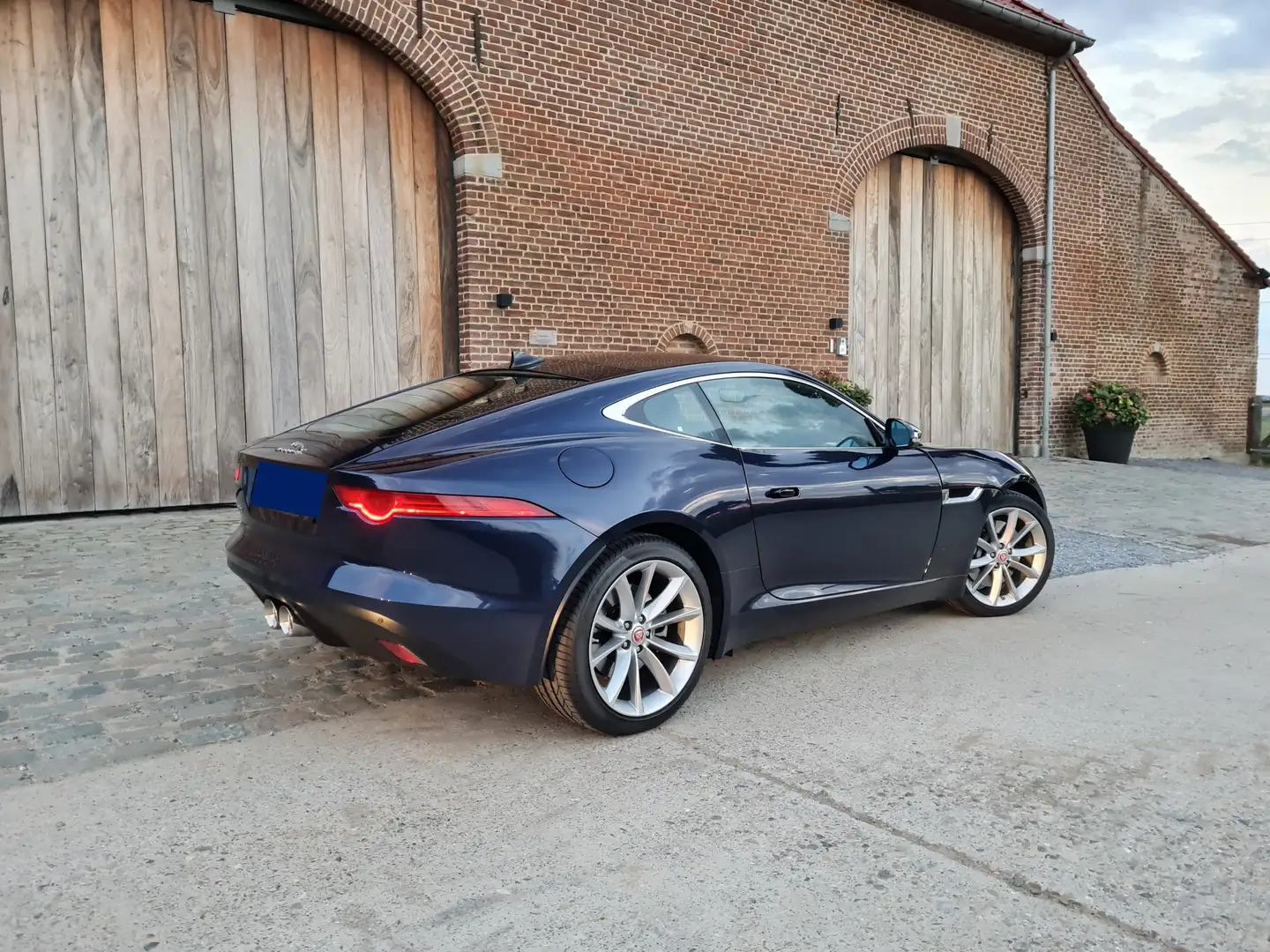 Jaguar F-Type F-Type Coupe Aut. Bleu - 1