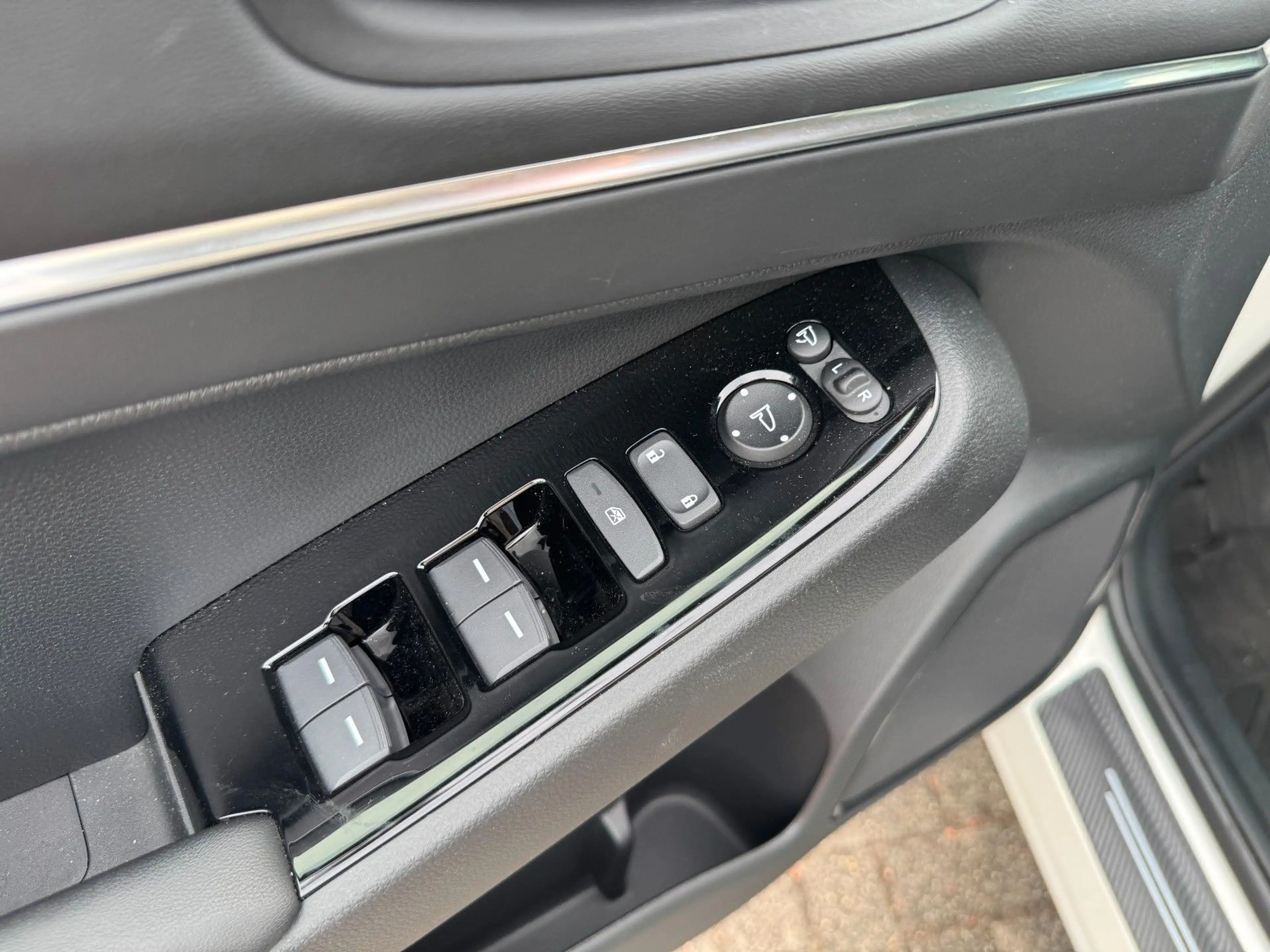 Honda HR-V e:HEV 1.5 Hybrid Advance Allwetter — photo 13
