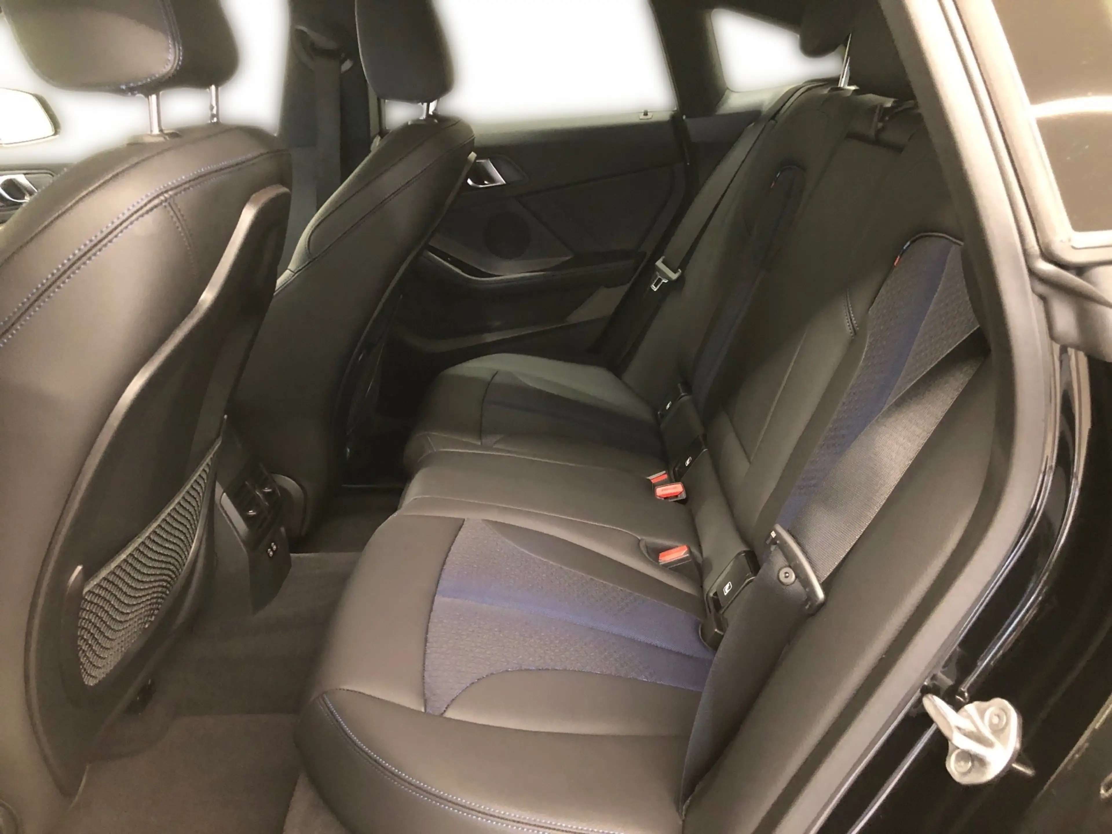 BMW 220 d Gran Coupe — photo 6