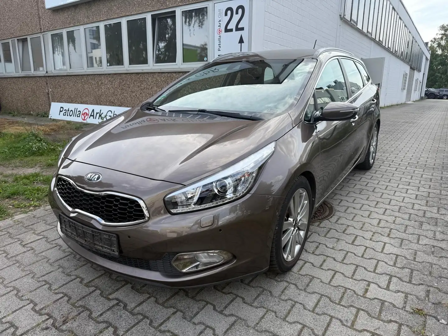 Kia Ceed Sportswagon Spirit Brun - 1