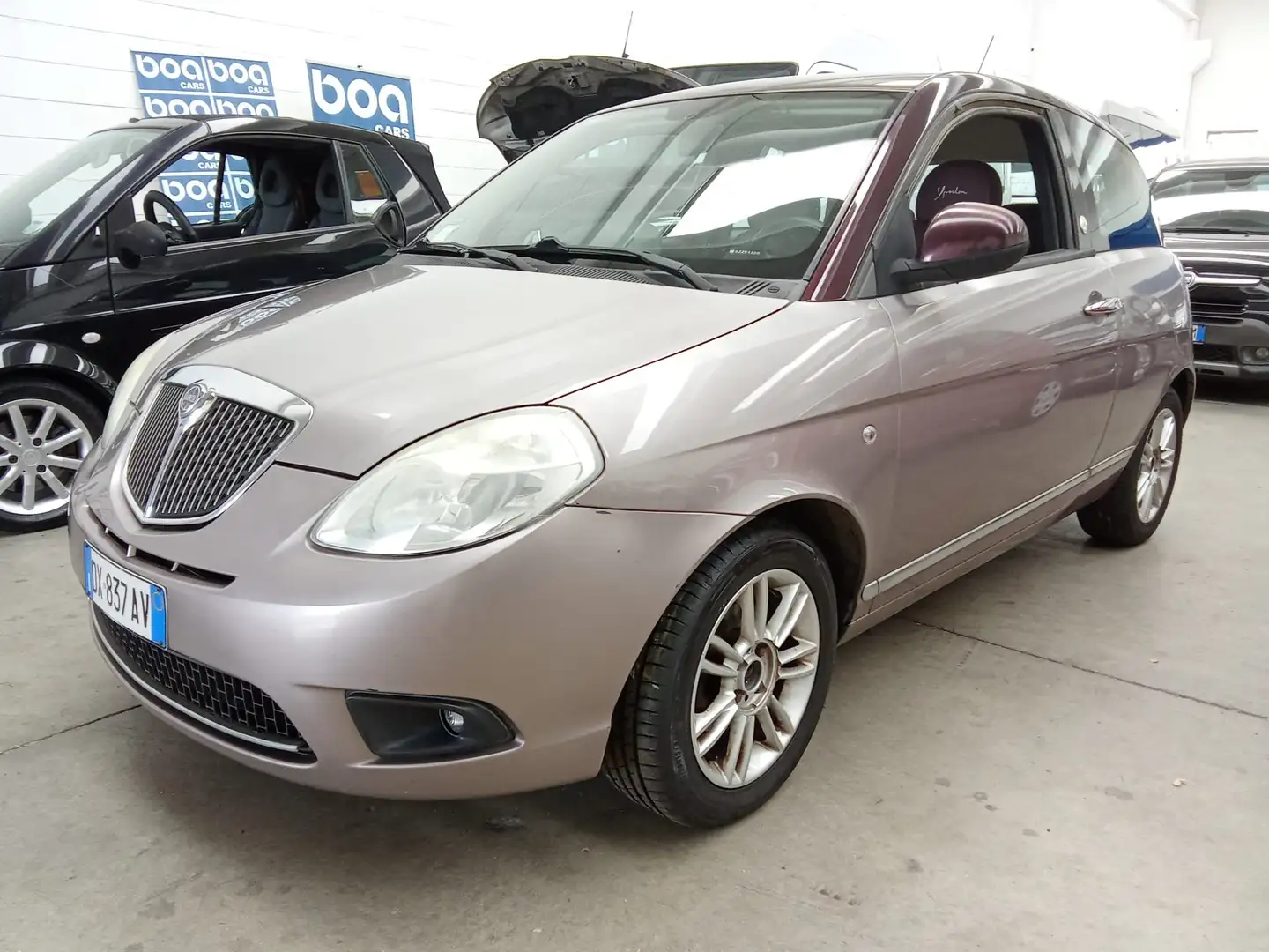 Lancia Ypsilon Ypsilon II 2007 1.4 8v Platinum ecochic Gpl Lilla - 1