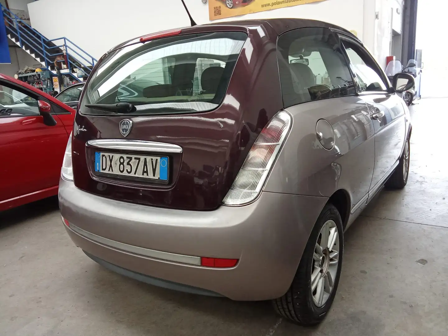 Lancia Ypsilon Ypsilon II 2007 1.4 8v Platinum ecochic Gpl Lilla - 2