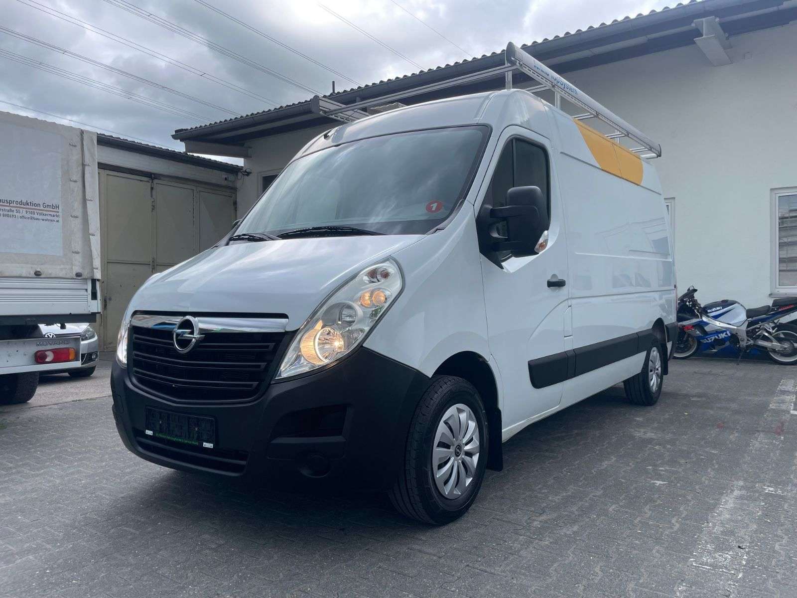 Opel Movano