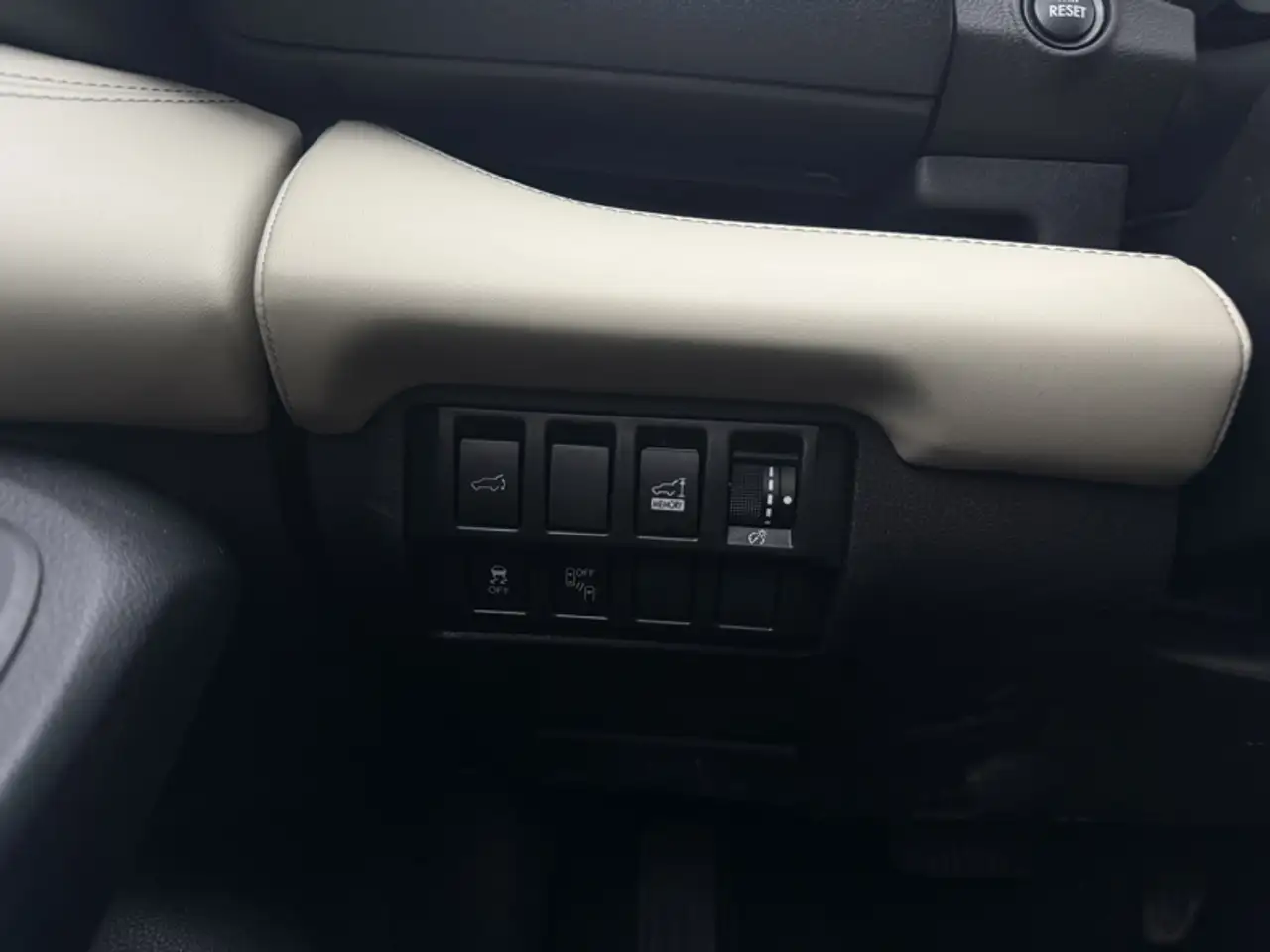 Subaru Ascent снимка Subaru Ascent