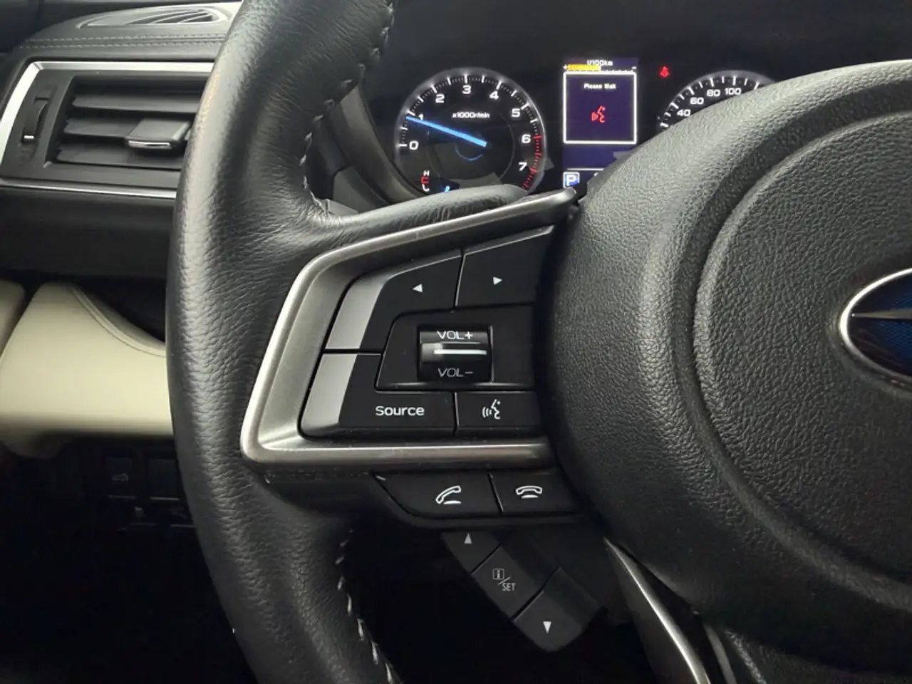 Subaru Ascent снимка Subaru Ascent