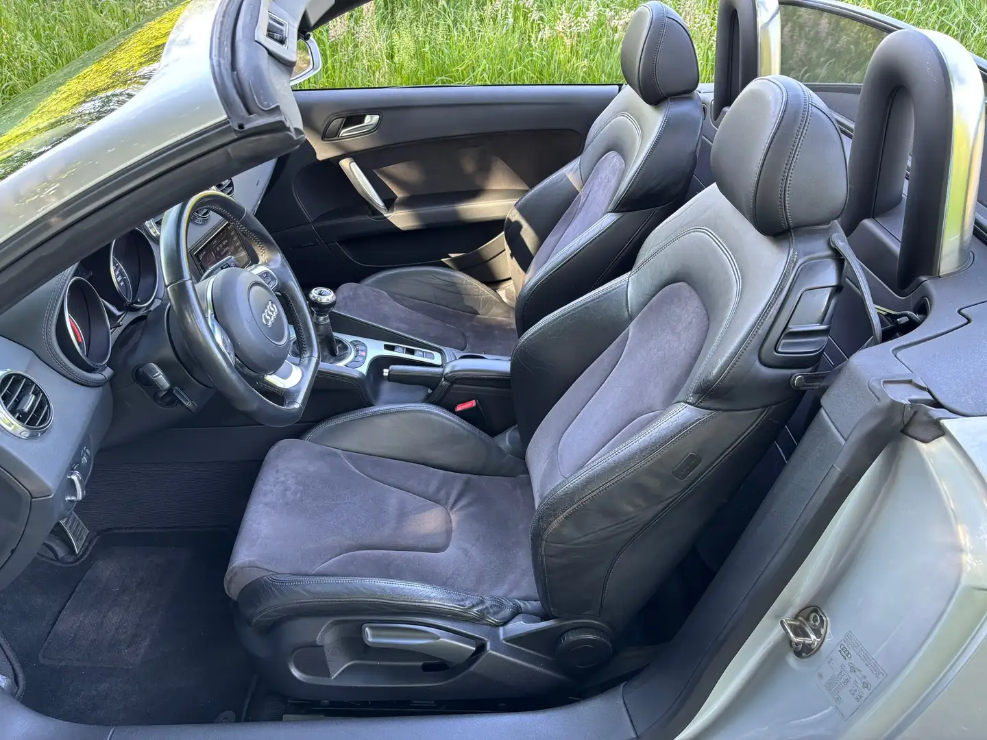 Audi TT Roadster 2.0 TFSI Pro Line/Leder/19''/Pdc/Boekjes Gris - 2