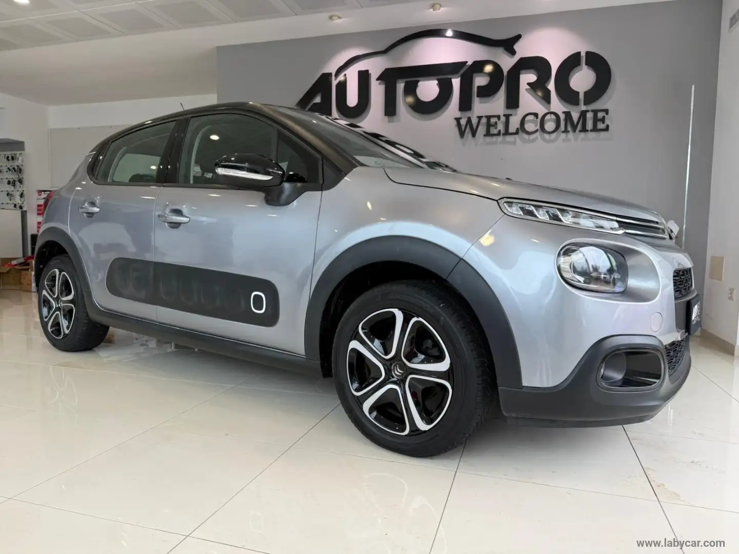 Citroen C3 PureTech 82 S&S Shine Gris - 2
