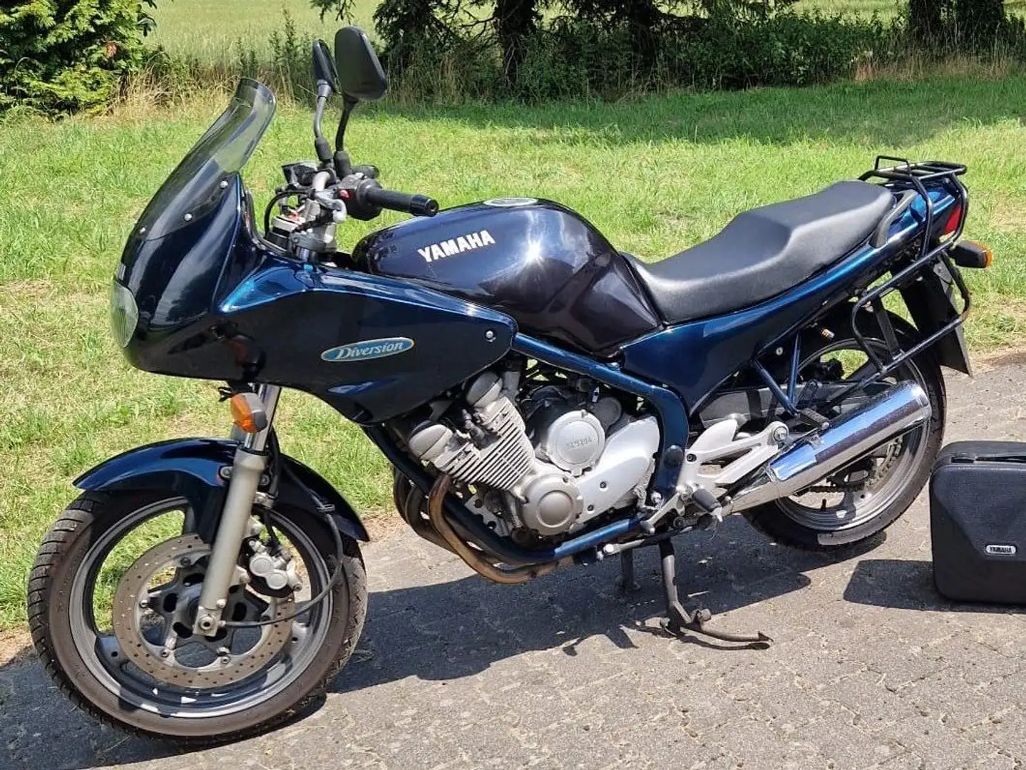Yamaha XJ 600 Diversion Azul - 1