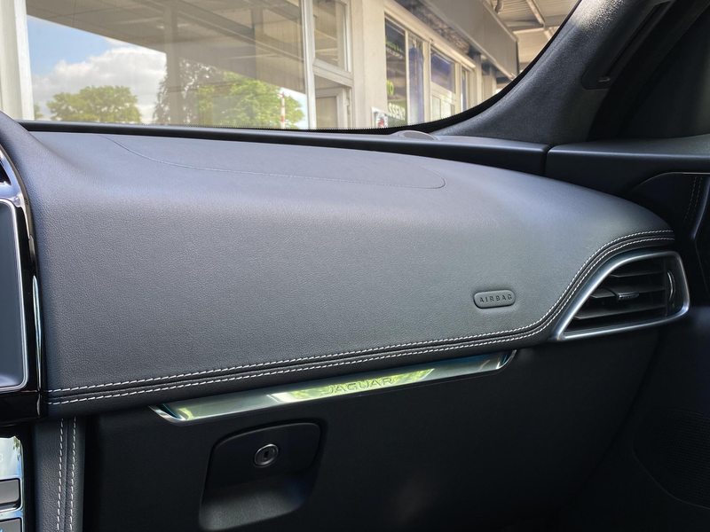 Jaguar F-Pace 3.0 S AWD 30d | Stoelventilatie + Verwarming | Pan — photo 45