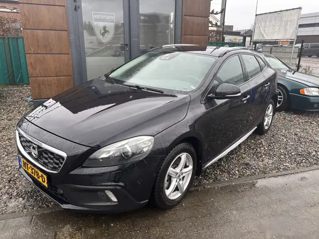 2013 Volvo V40 Cross Country in Black for sale