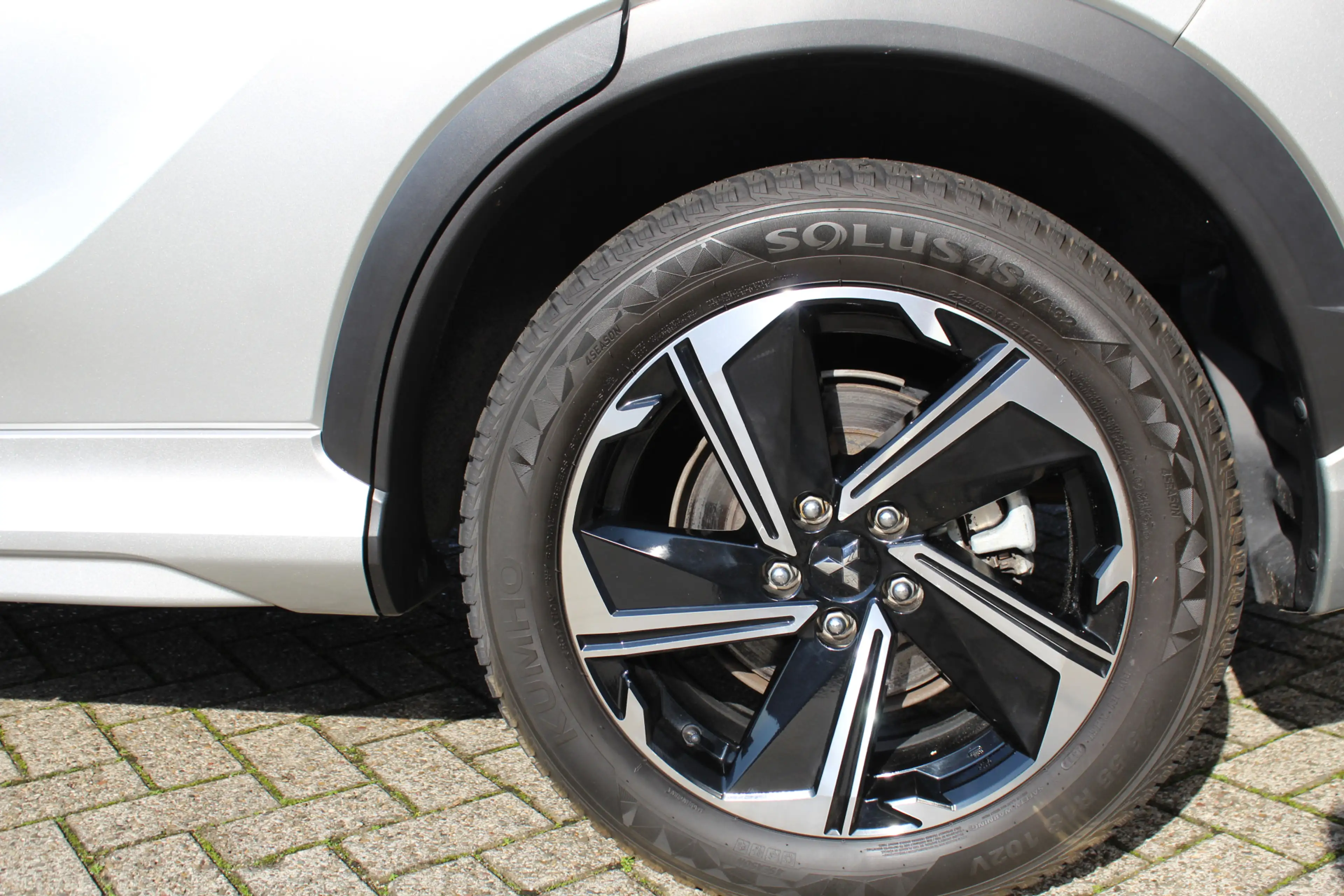 Mitsubishi Eclipse Cross 2.4-188pk PHEV 'Instyle'. Zeer nette en luxe Mitsu — photo 11
