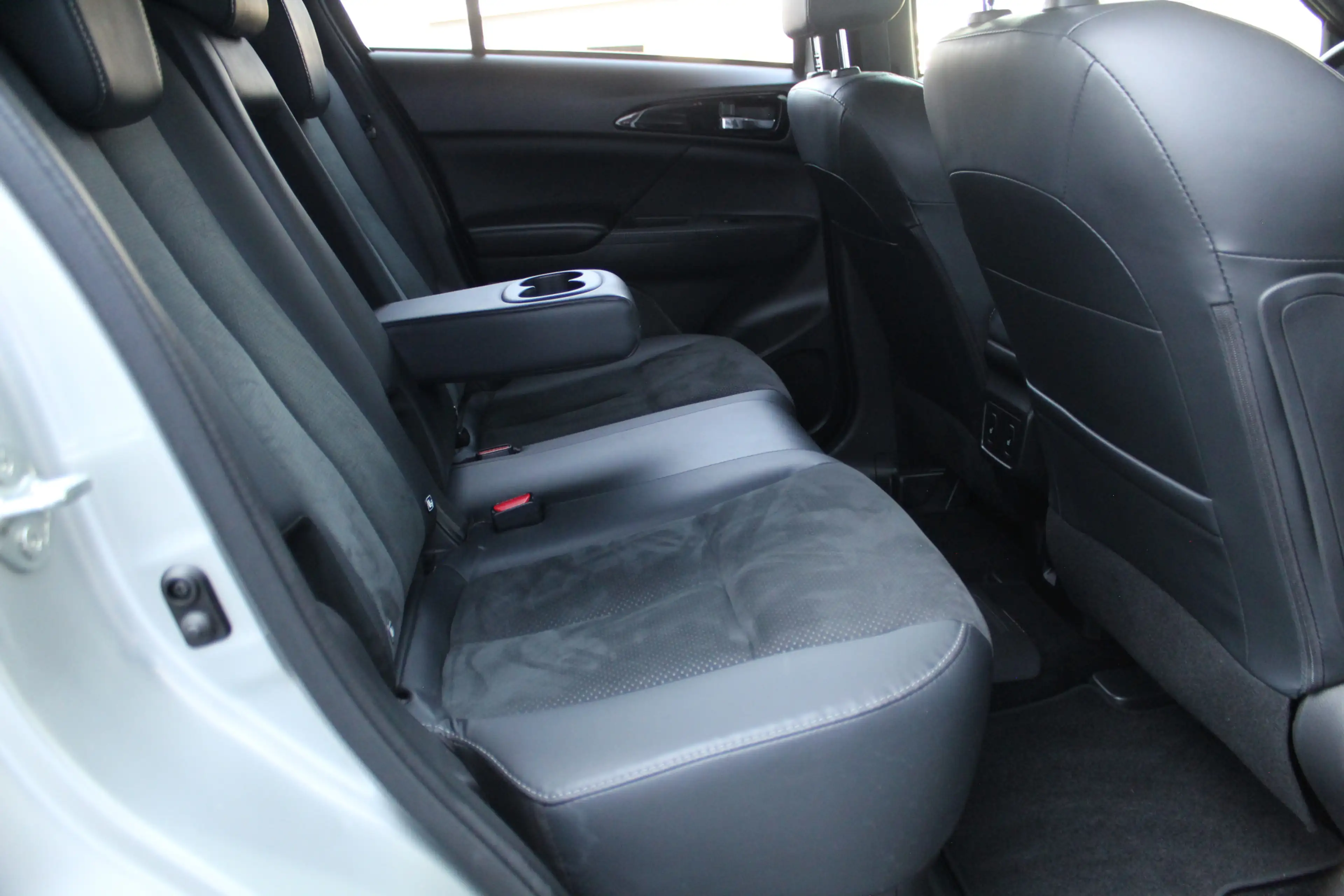 Mitsubishi Eclipse Cross 2.4-188pk PHEV 'Instyle'. Zeer nette en luxe Mitsu — photo 20