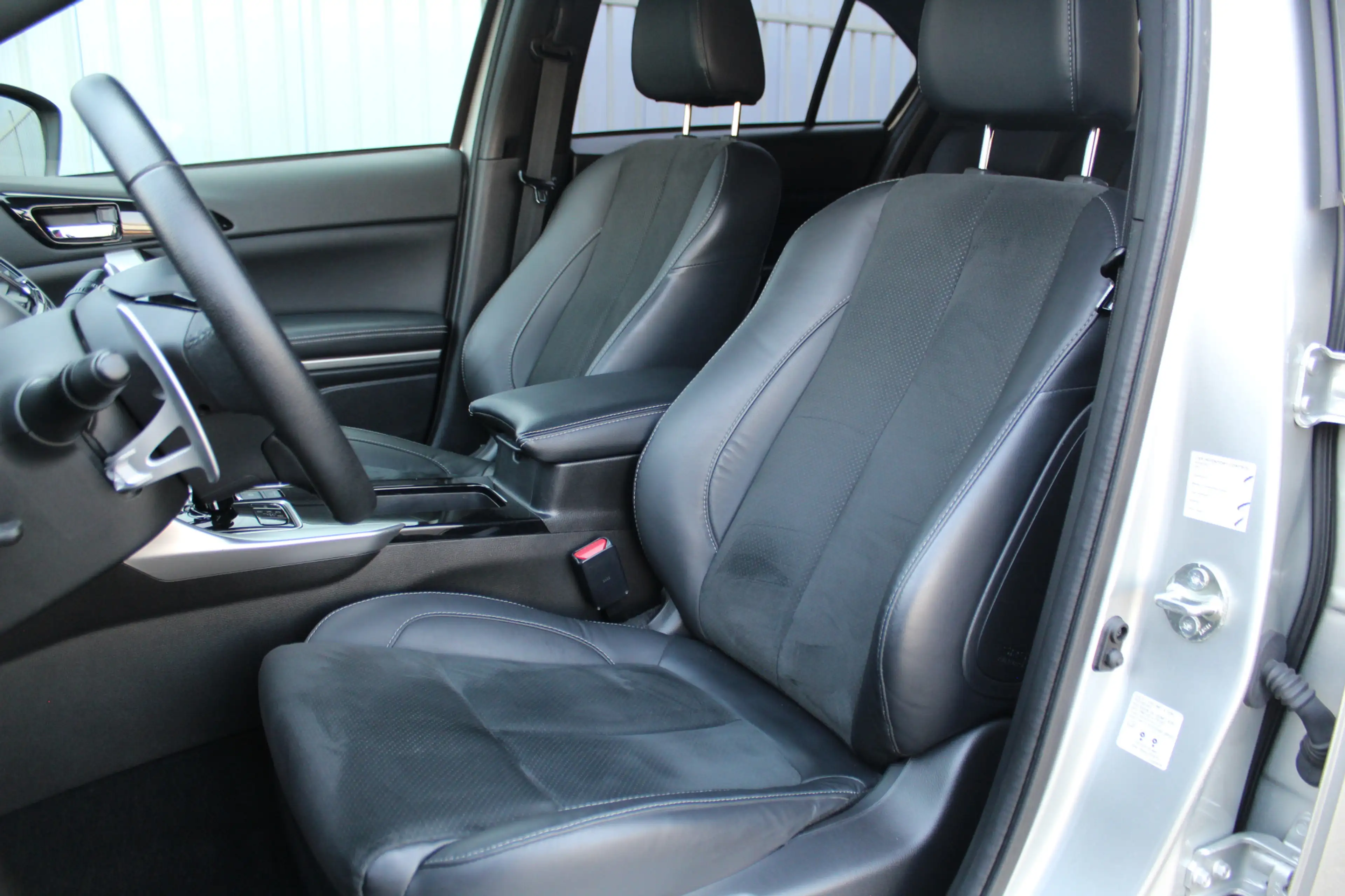 Mitsubishi Eclipse Cross 2.4-188pk PHEV 'Instyle'. Zeer nette en luxe Mitsu — photo 16