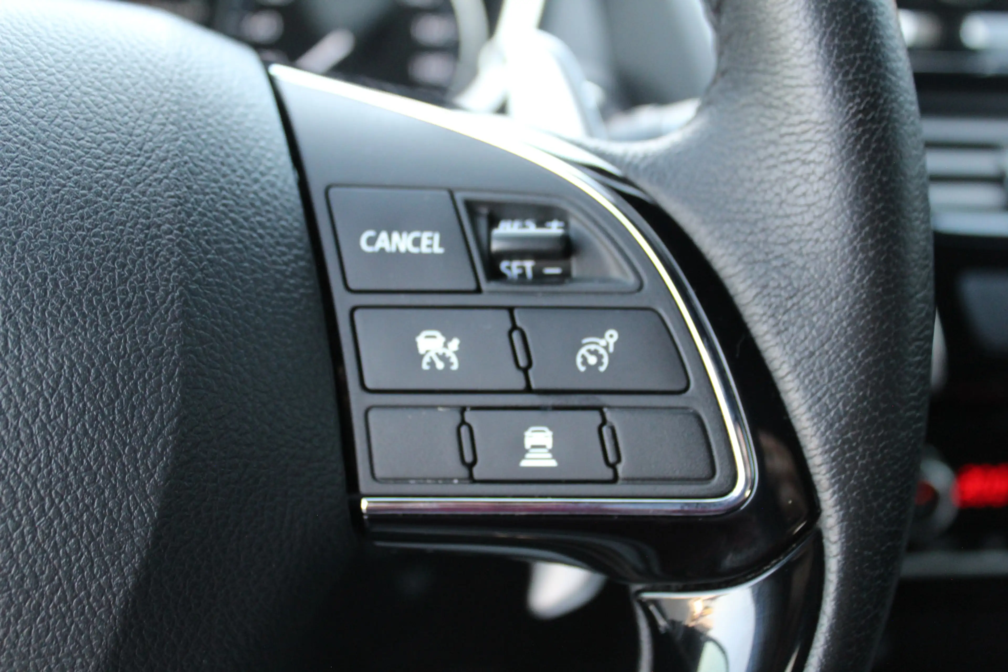 Mitsubishi Eclipse Cross 2.4-188pk PHEV 'Instyle'. Zeer nette en luxe Mitsu — photo 27