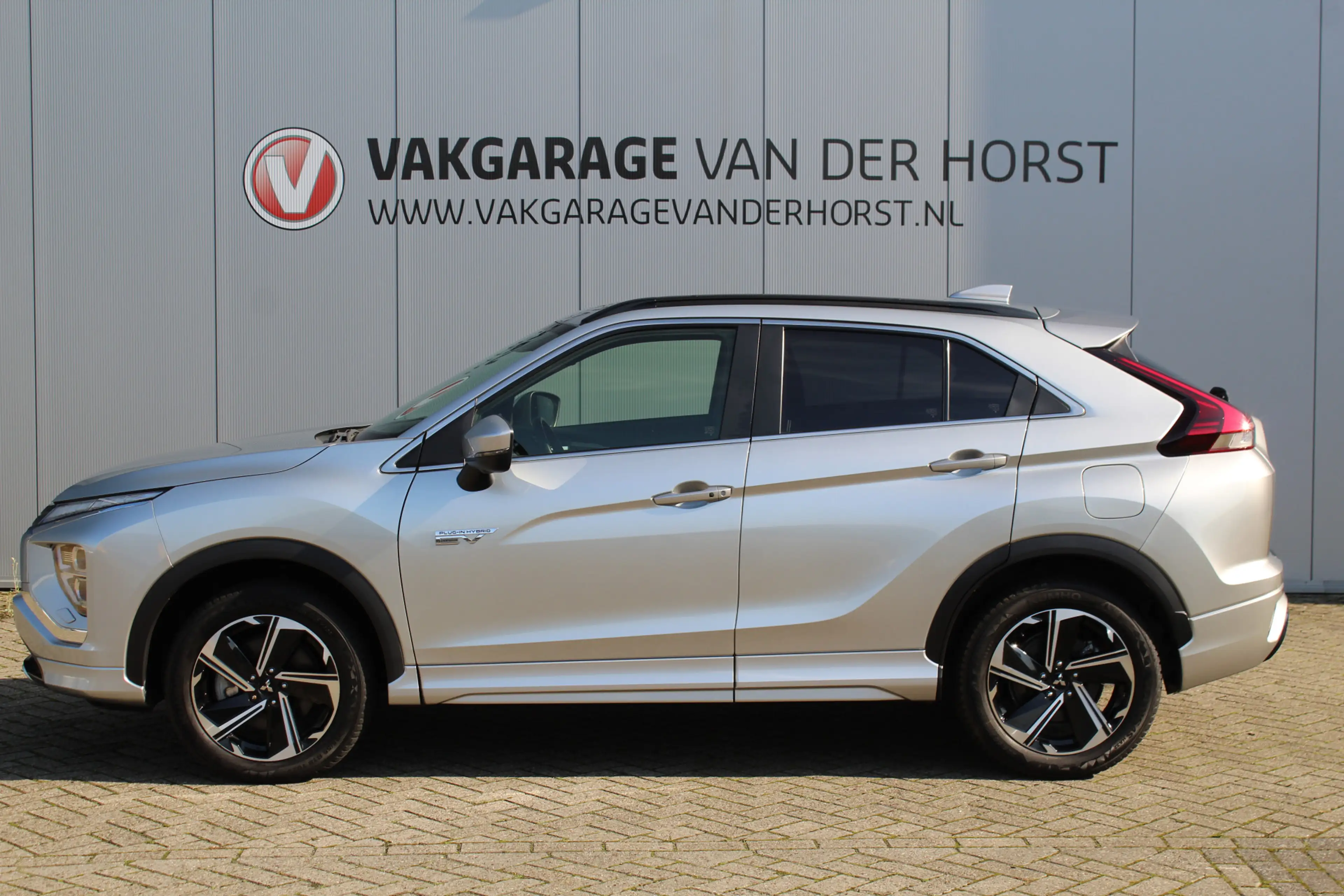 Mitsubishi Eclipse Cross 2.4-188pk PHEV 'Instyle'. Zeer nette en luxe Mitsu — photo 4