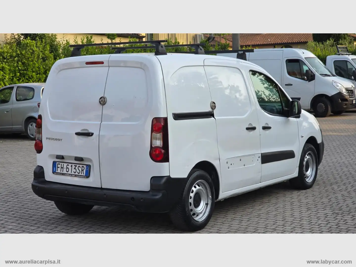 Peugeot Partner BlueHDi 100 L1 Furg. Premium Blanc - 2