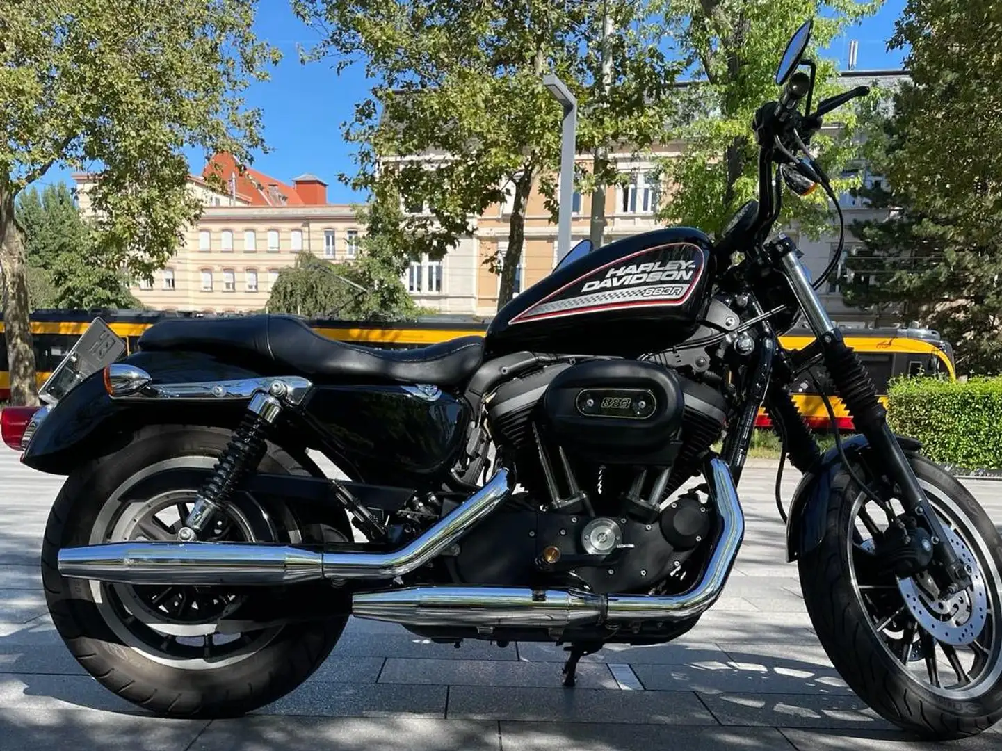 Harley-Davidson Sportster XL 883 Schwarz - 1