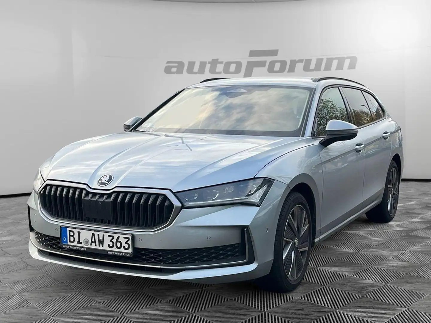 Skoda Superb Combi SELECTION 1.5 TSI e-TEC 110 kW (150 - 2