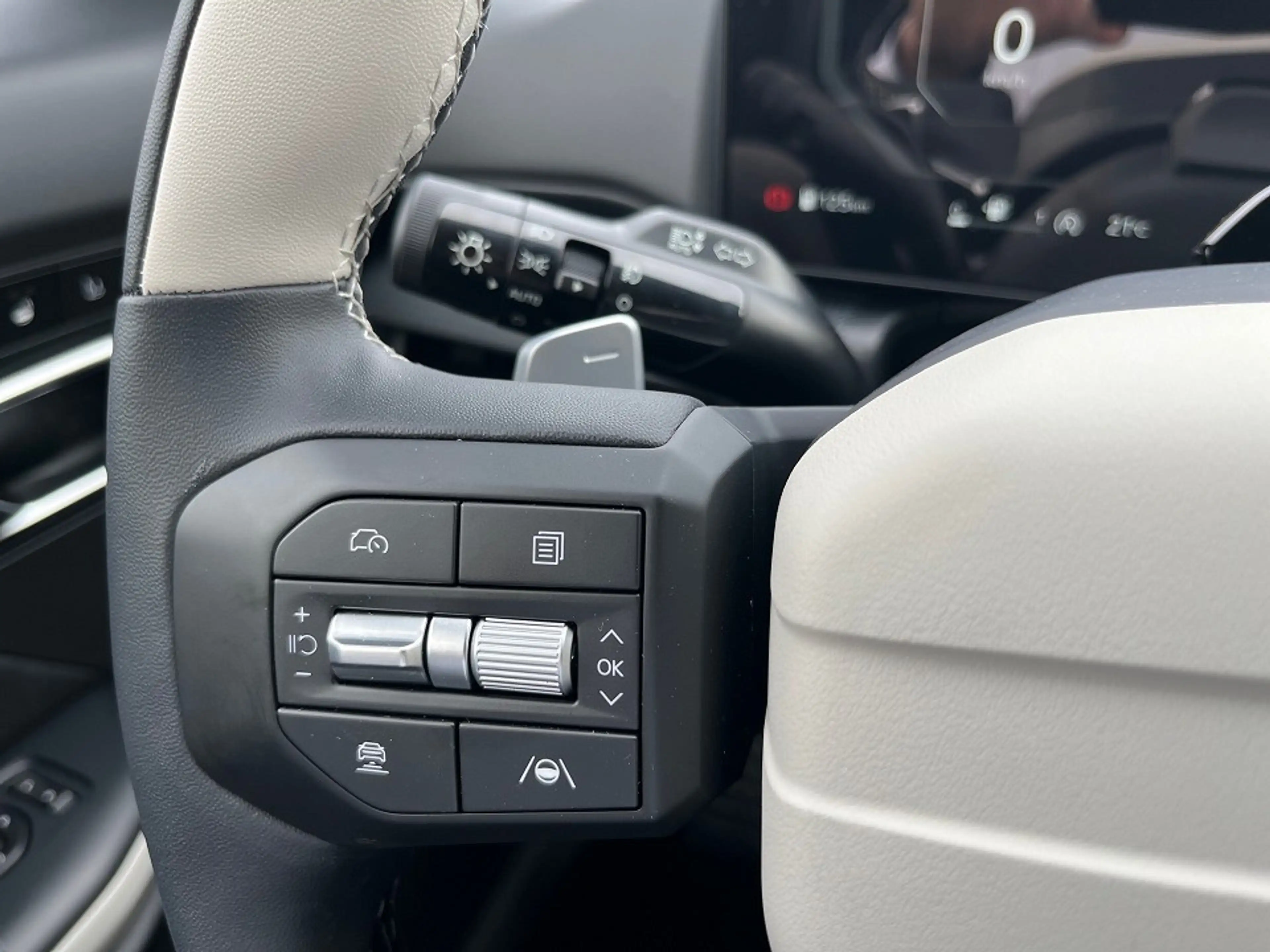 Kia K4 SW 1.6T DCT7 GT-Line Sitzpaket Navi Sound HUD 360 — photo 12
