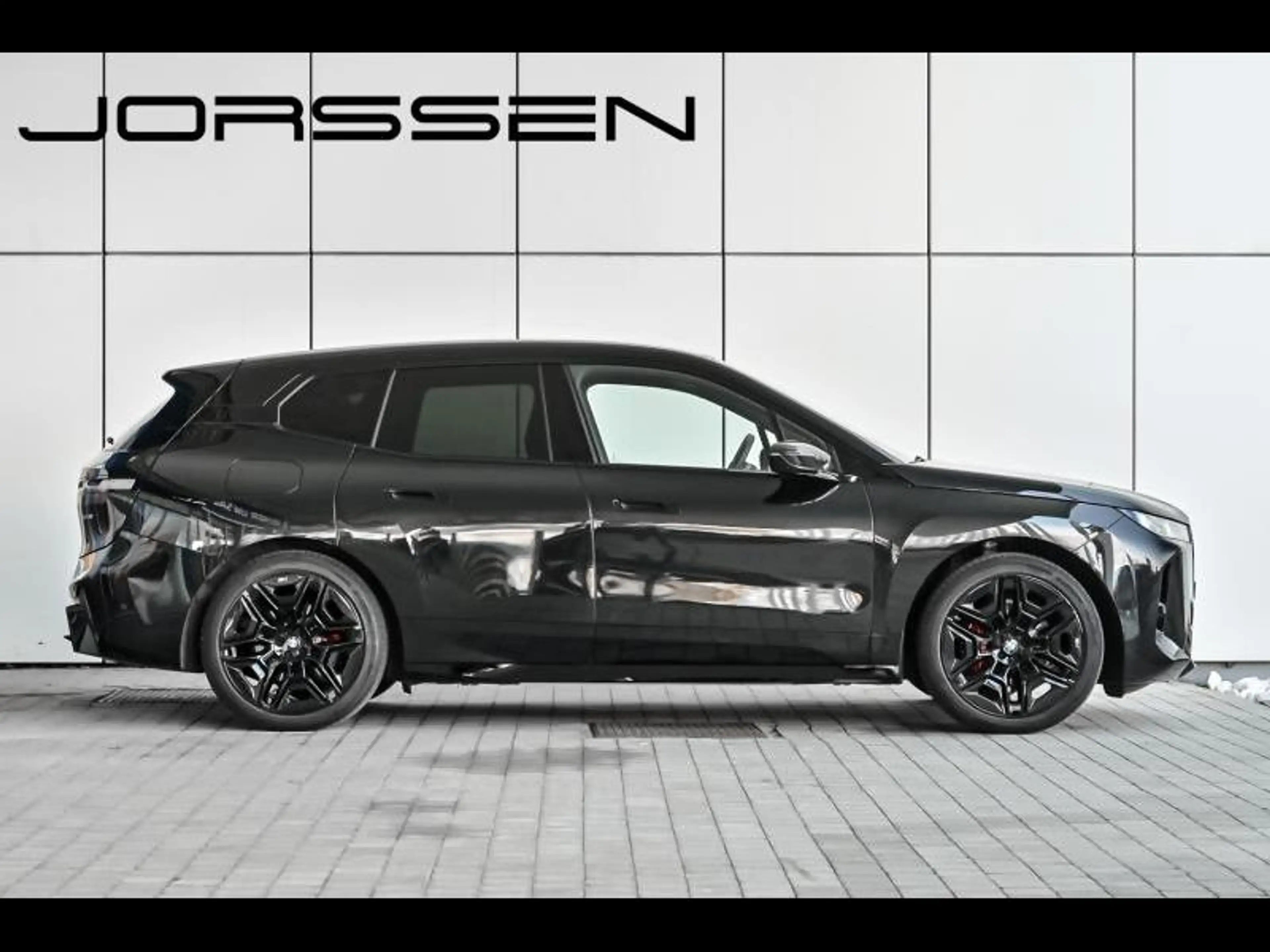 BMW iX xDrive60 M SPORTPAKKET PRO — photo 3