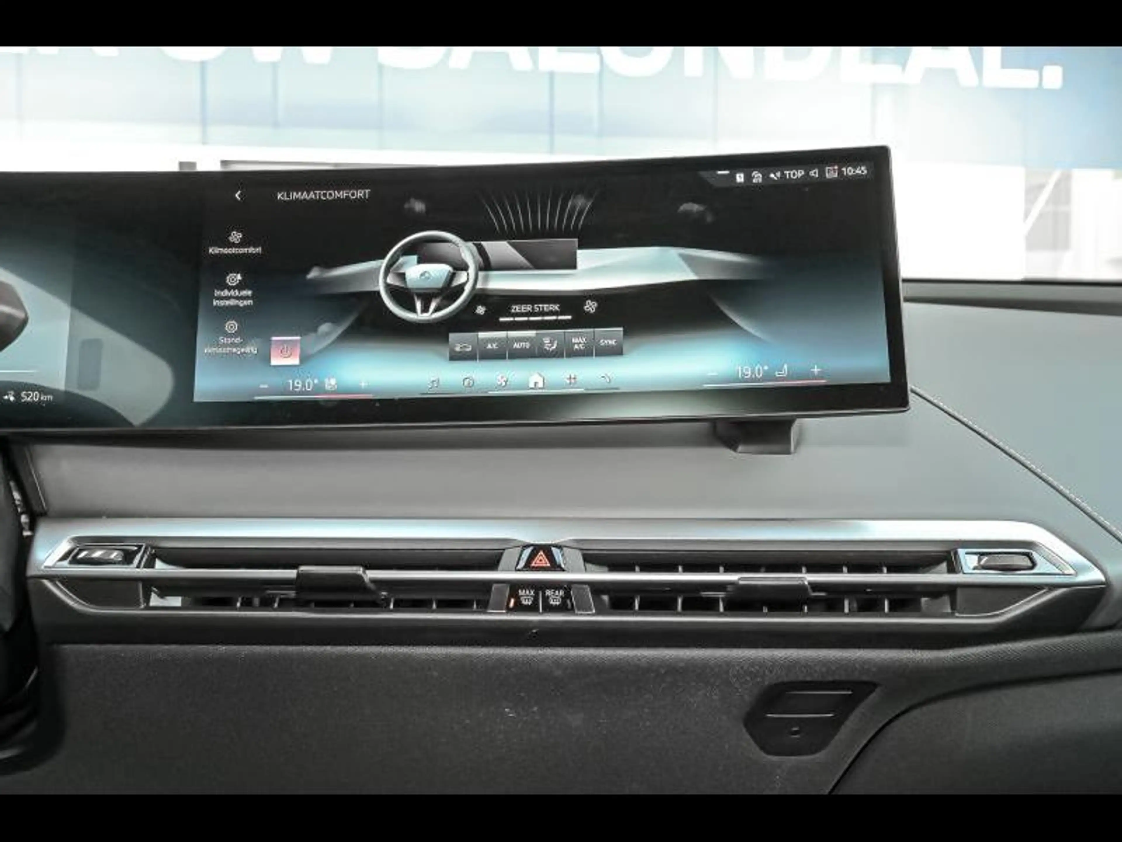 BMW iX xDrive60 M SPORTPAKKET PRO — photo 11