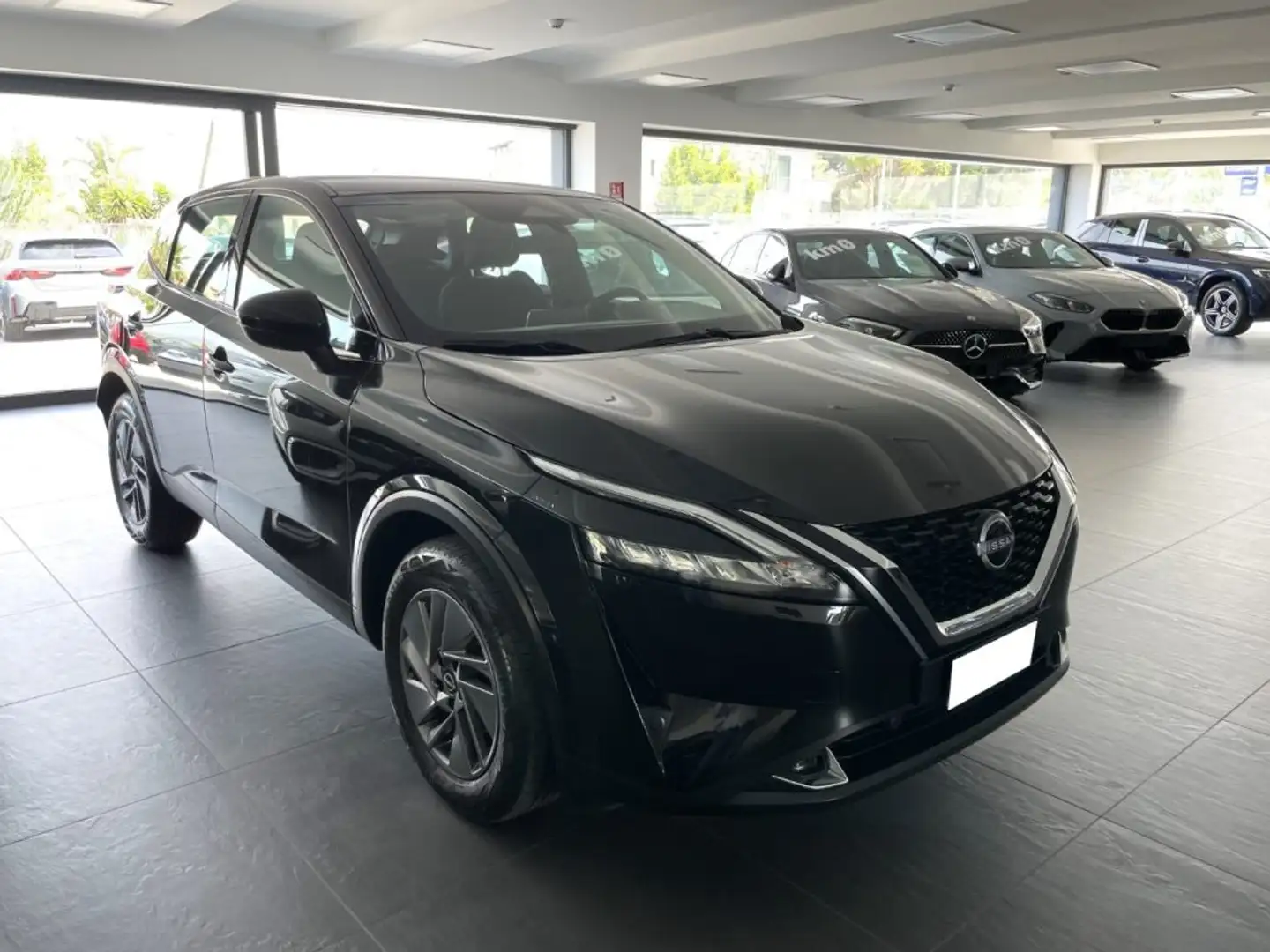 Nissan Qashqai 1.3 MHEV 158 CV X-Tronic Business Nero - 1