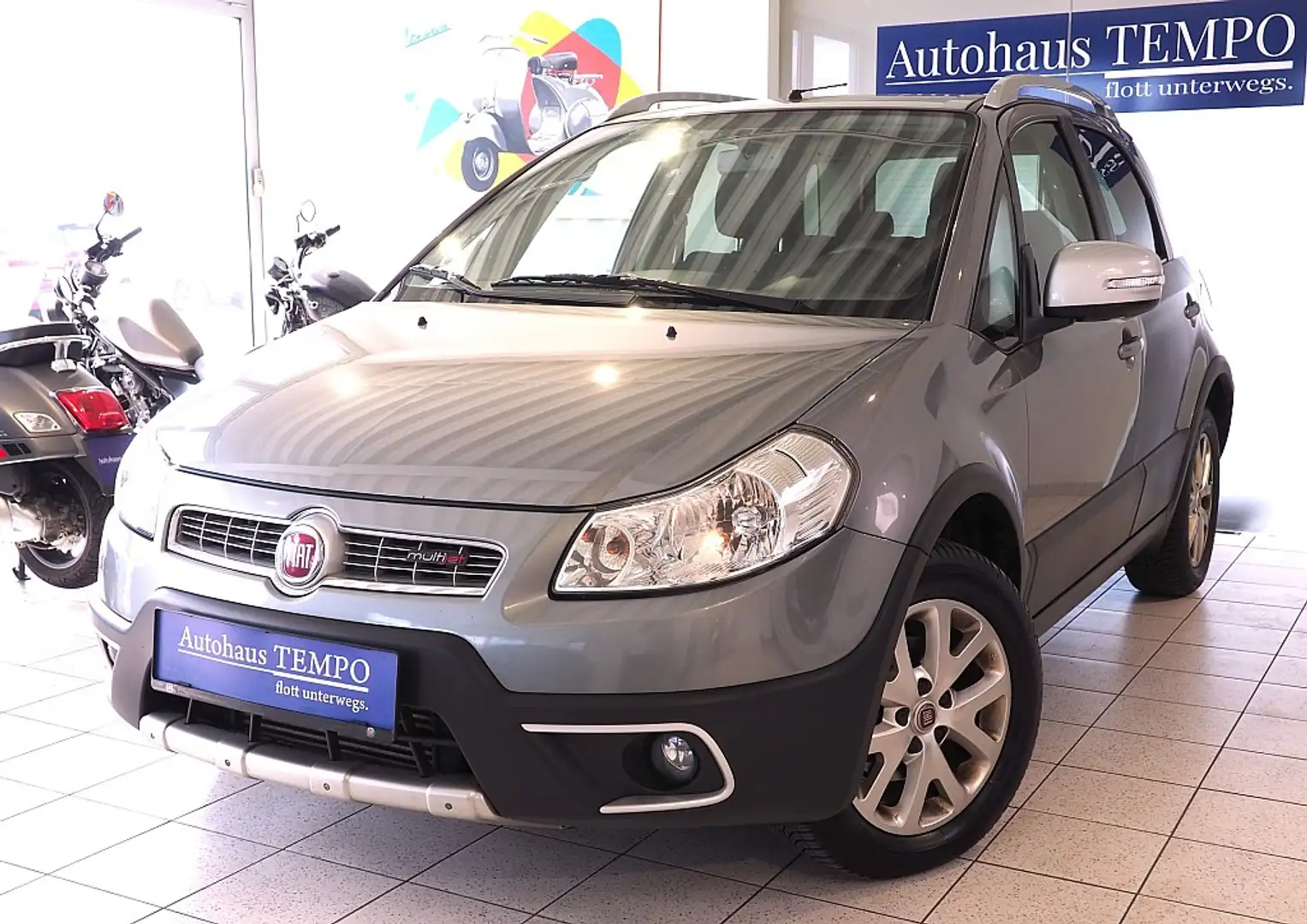 Fiat Sedici 2,0 Multijet 135 Emotion --Zuschaltbarer Allrad... Gris - 1