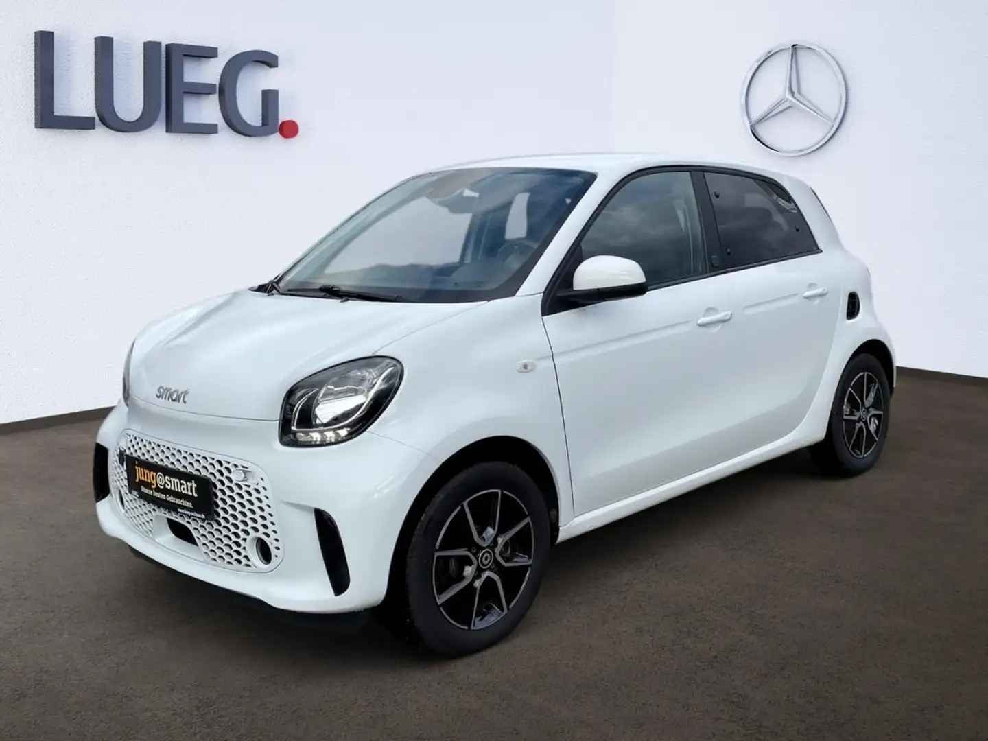 smart forFour EQ PASSION+ADVANCED+PLUSPAKET+LENKRADHZG Weiß - 2