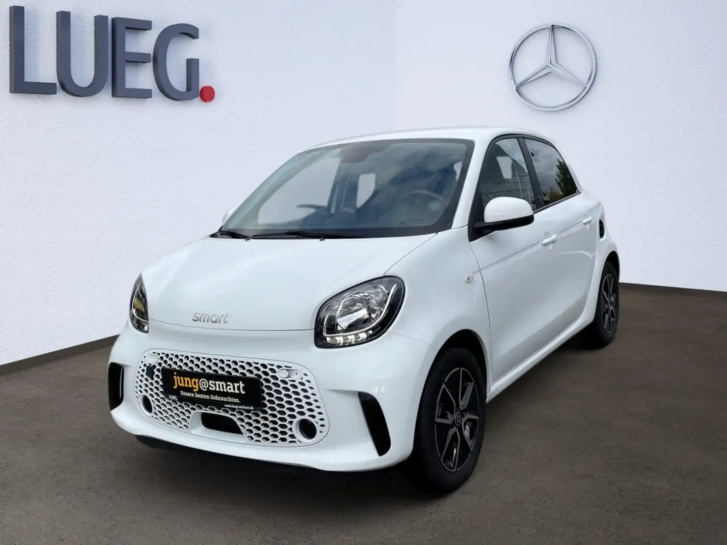 smart forFour EQ PASSION+ADVANCED+PLUSPAKET+LENKRADHZG Weiß - 1