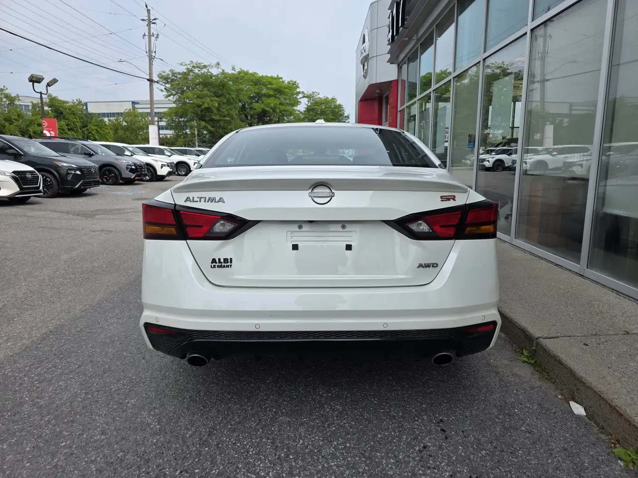 Nissan Altima photo Nissan Altima