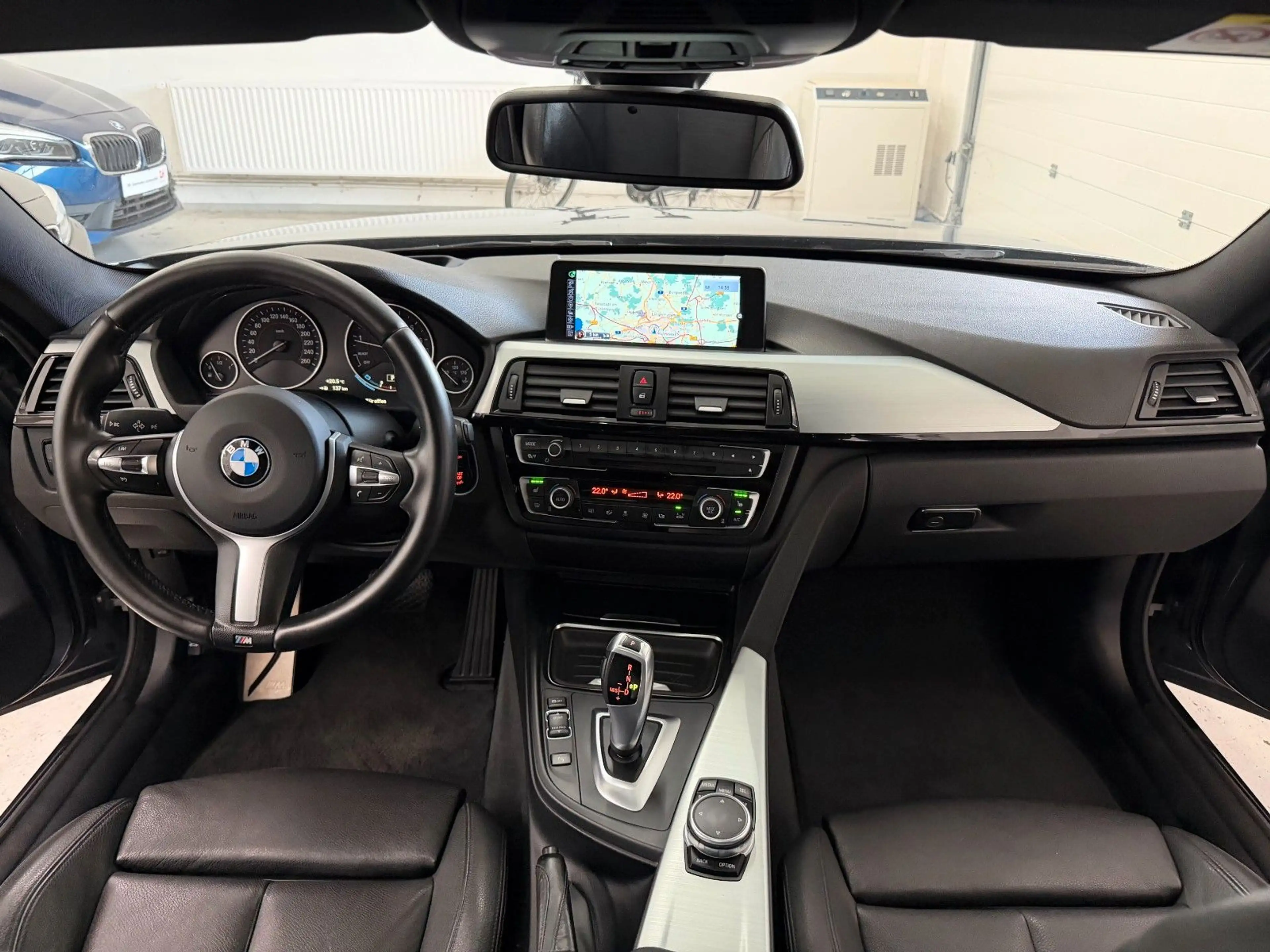 BMW 420 420i Aut. M Sport G-Dach Head-Up Leder Kamera 1H — photo 11