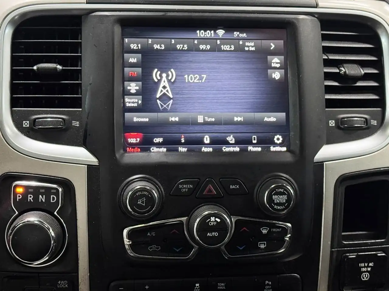 RAM 1500 снимка RAM 1500