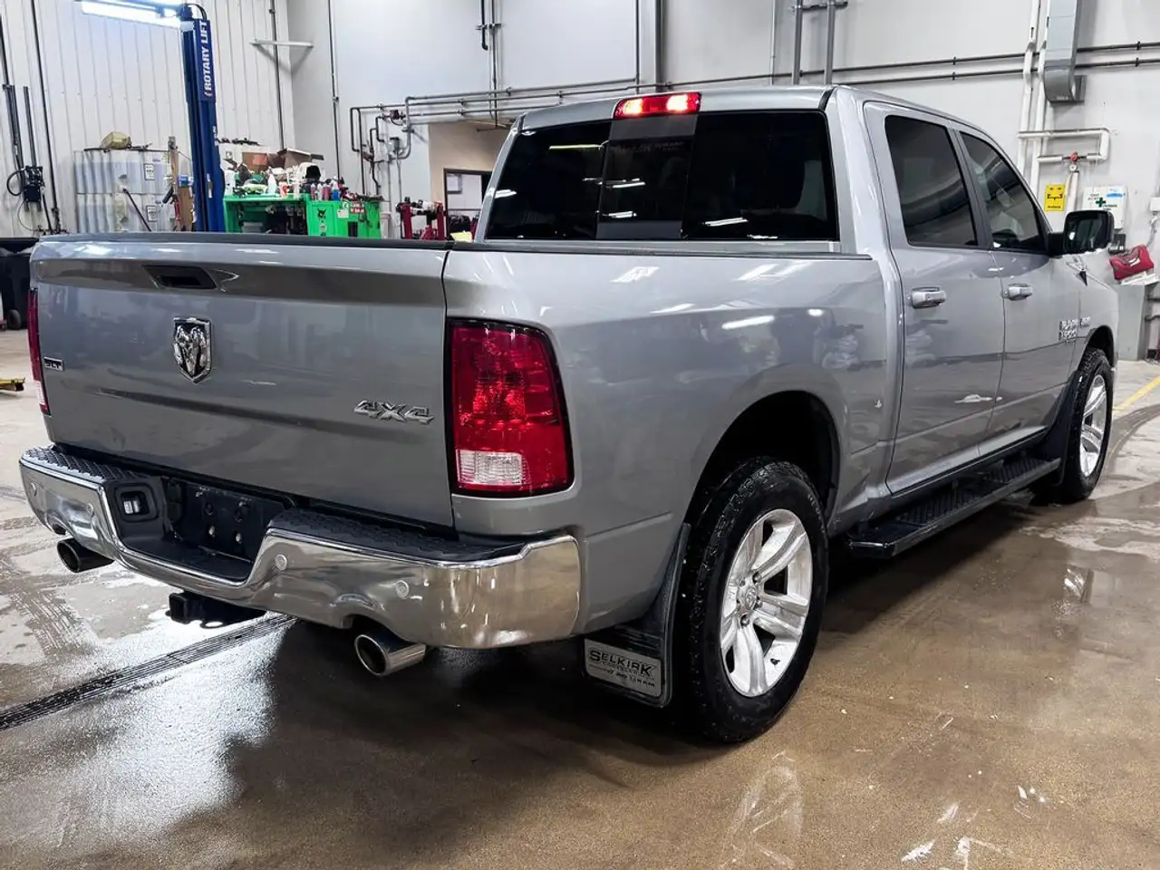 RAM 1500 снимка RAM 1500
