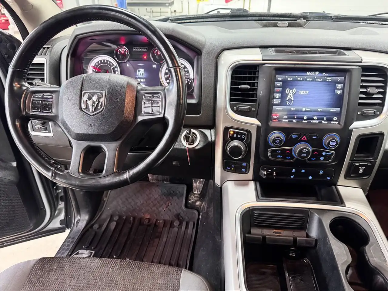 RAM 1500 снимка RAM 1500
