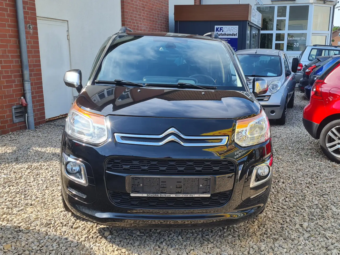 Citroen C3 Picasso 1.2 Selection, Tüv Neu Schwarz - 2