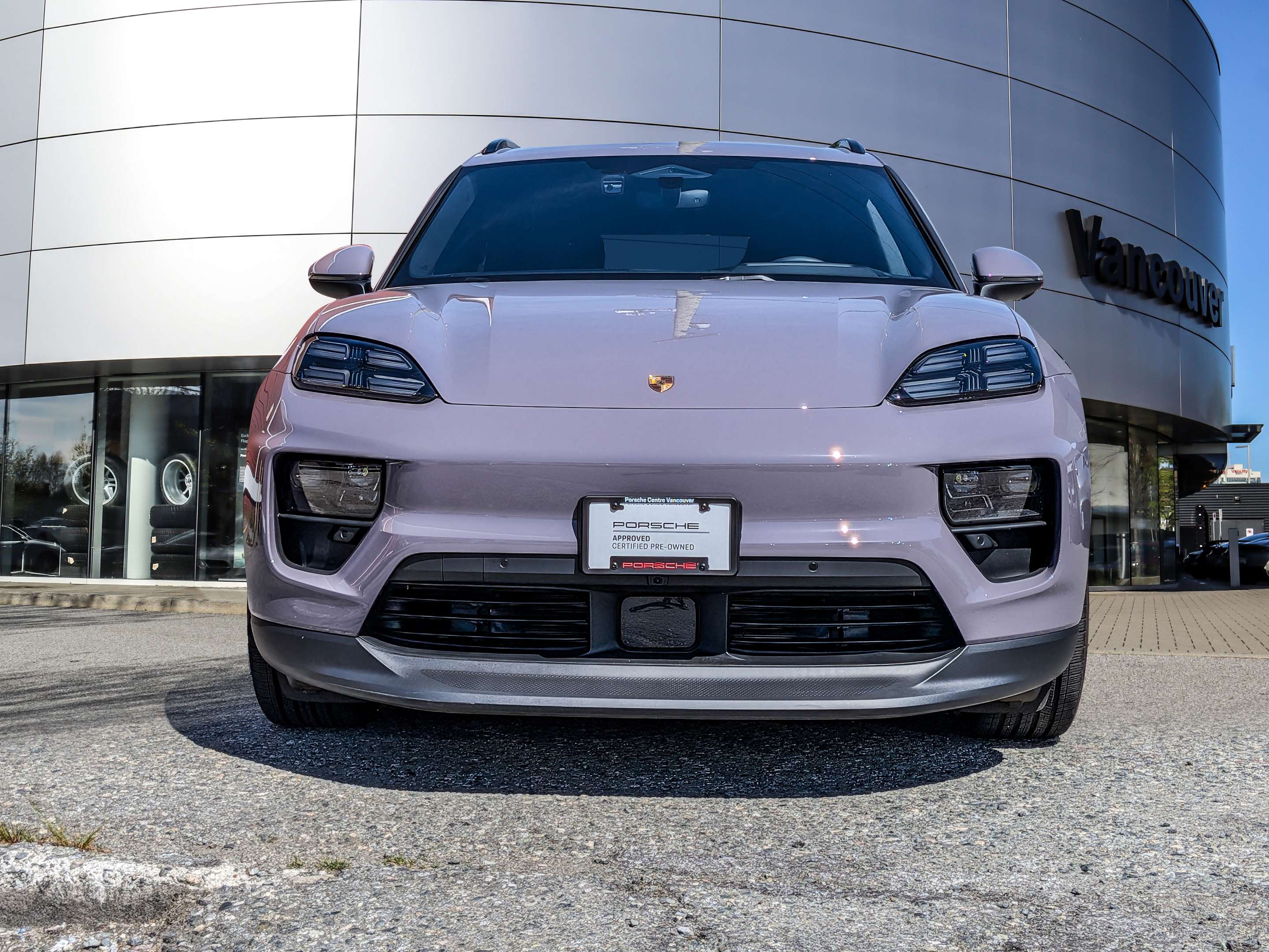 2025 Porsche Macan Electric 4S AWD thumb 8