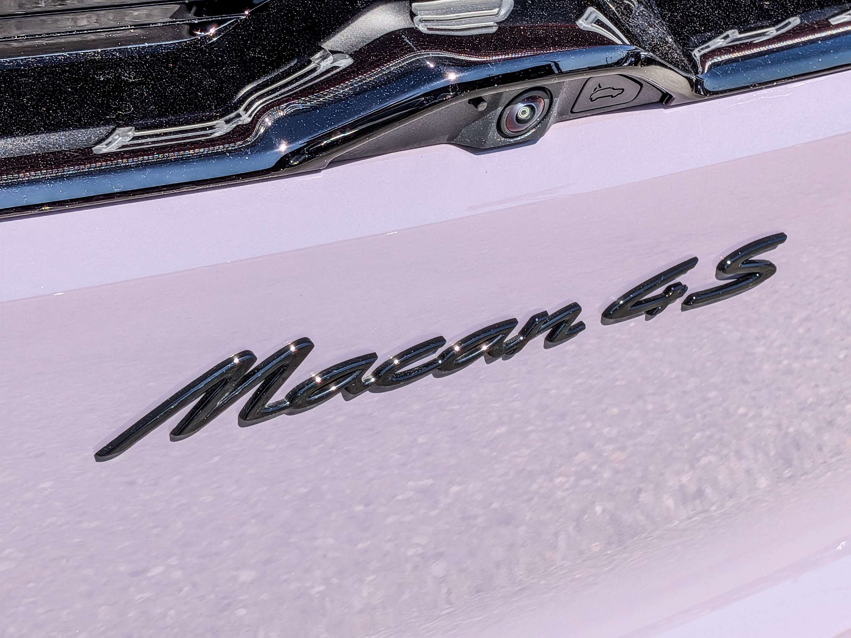 2025 Porsche Macan Electric 4S AWD thumb 32