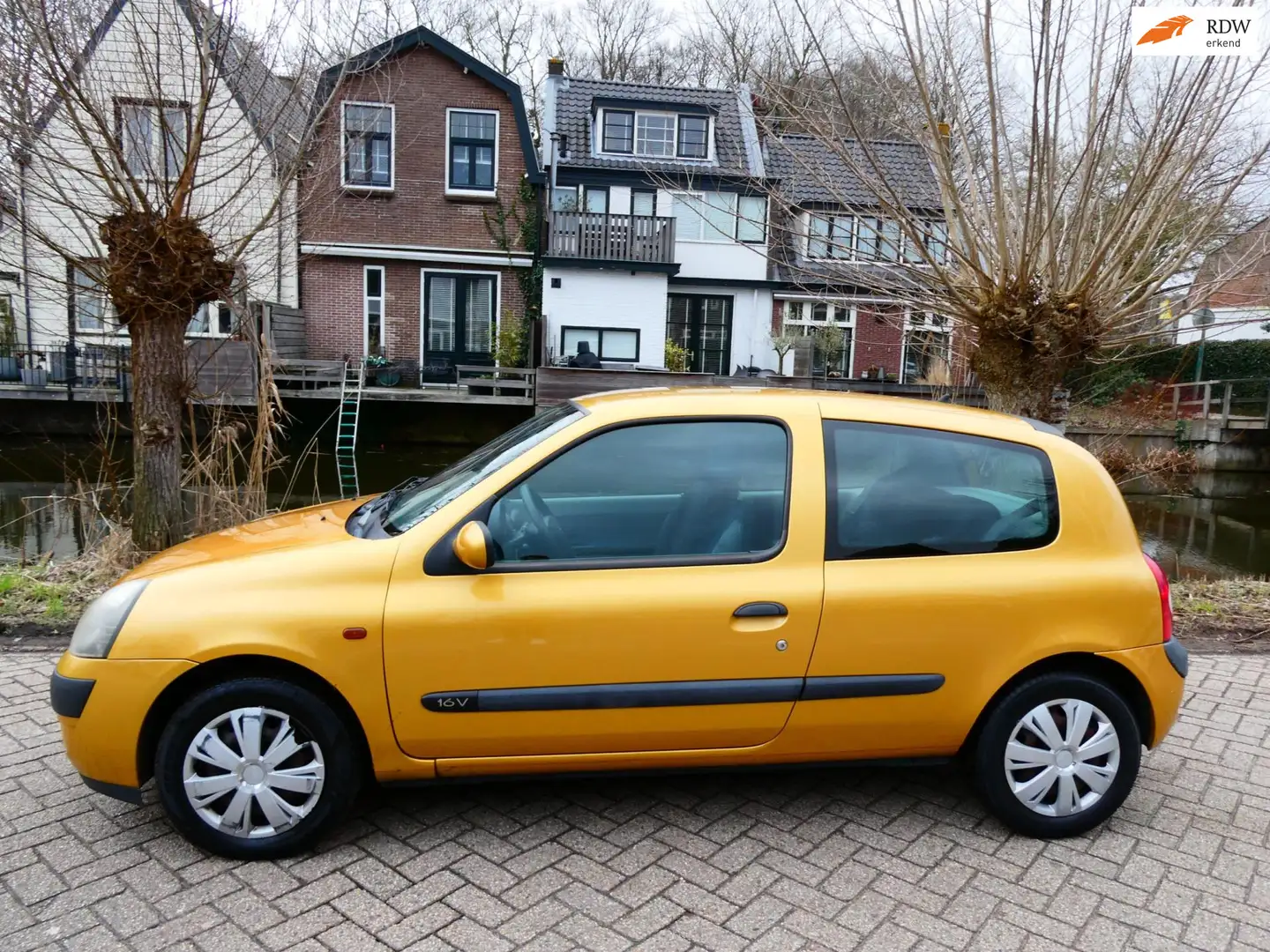 Renault Clio 1.2-16V Automaat Zuinig 4-Cilinder Nette auto Braun - 1