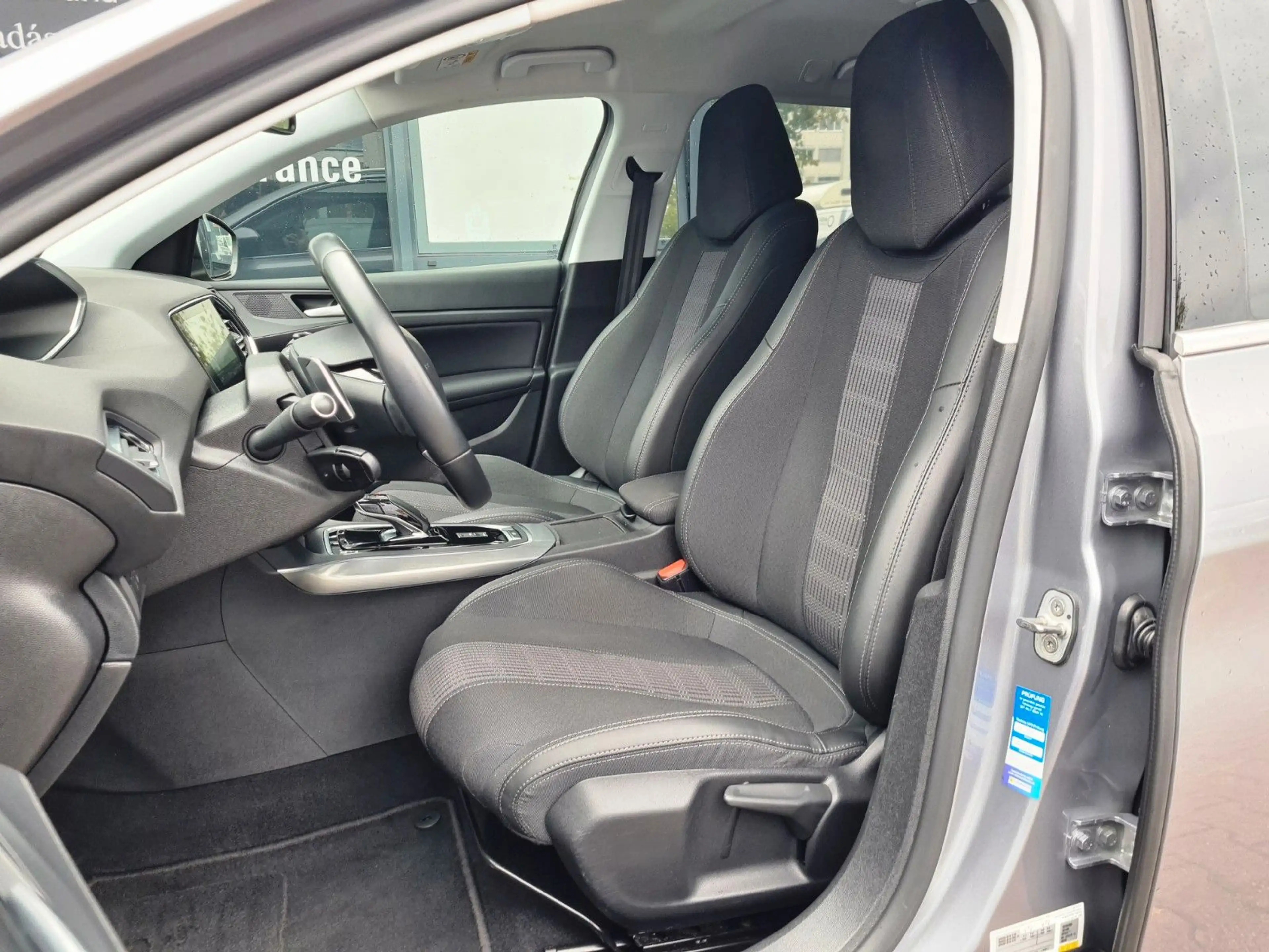 Peugeot 308 SW Allure 1.5 HDi AUT - NAVI - AHK - CAM - — photo 13