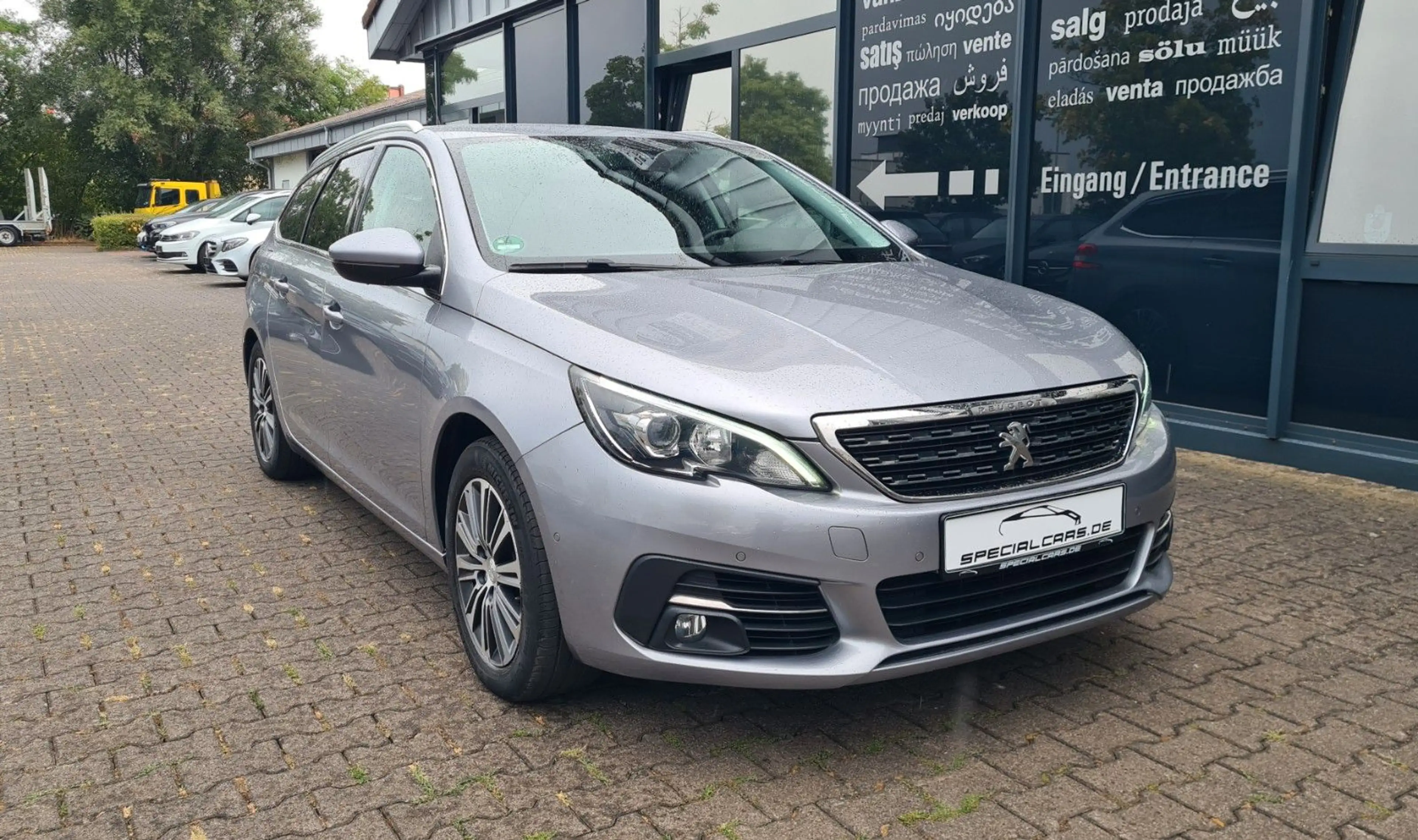 Peugeot 308 SW Allure 1.5 HDi AUT - NAVI - AHK - CAM -