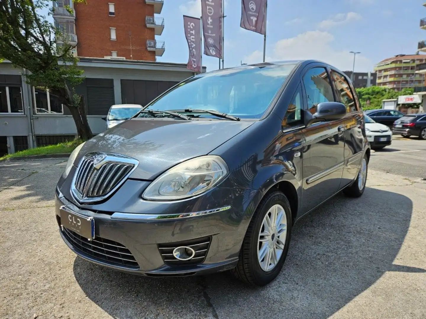 Lancia MUSA 1.4 Argento Ecochic GPL Grigio - 2