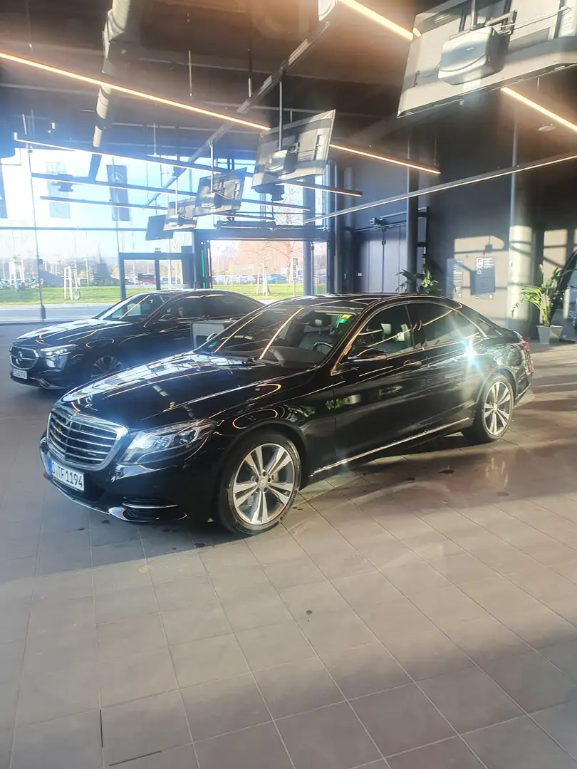 Mercedes-Benz S 350 (BlueTEC) d Černá - 2
