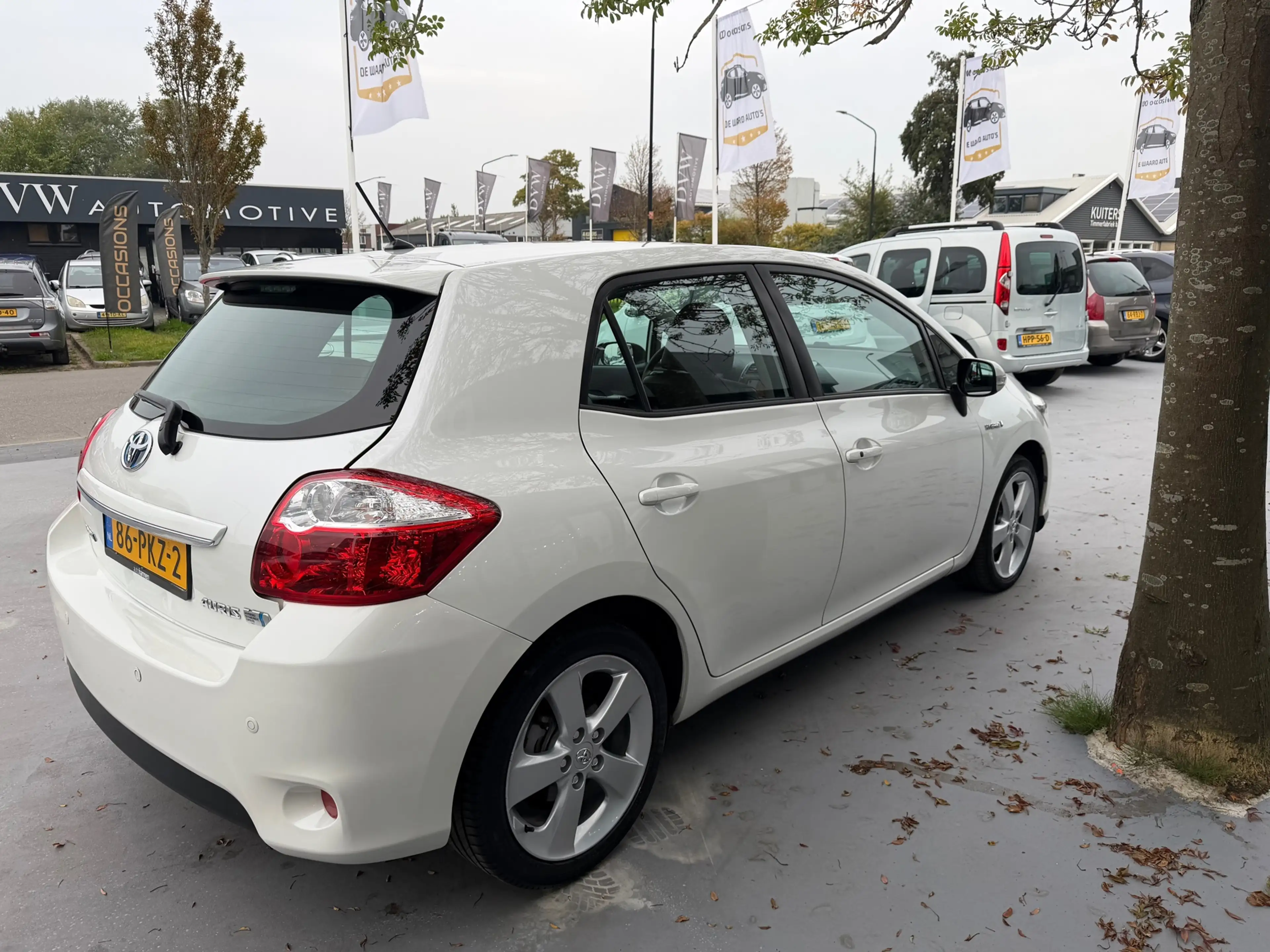 Toyota Auris 1.8 Full Hybrid Executive/ automaat/airco/cruise/n — photo 5