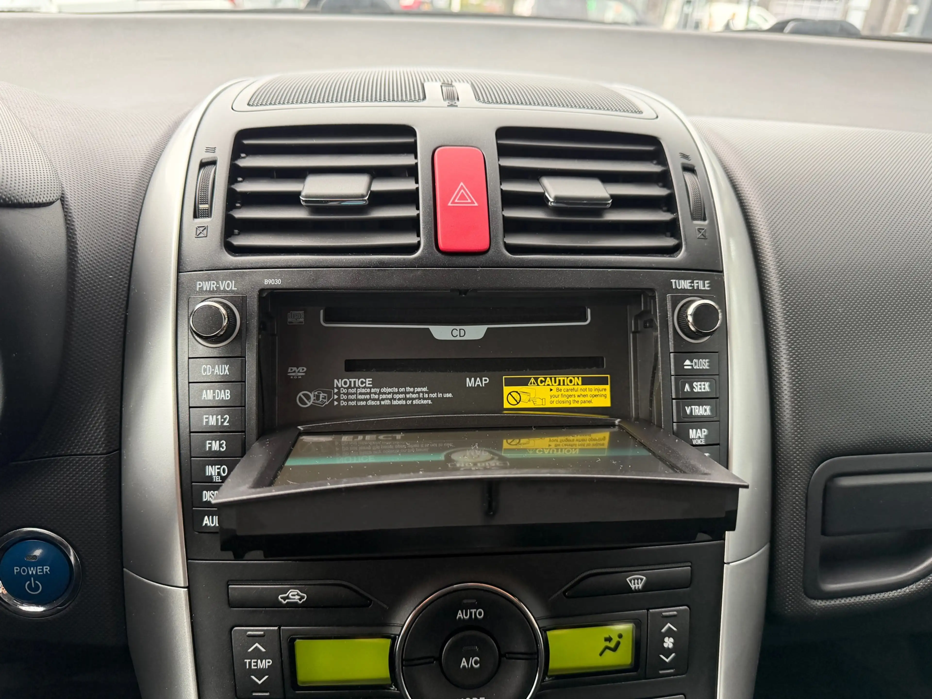 Toyota Auris 1.8 Full Hybrid Executive/ automaat/airco/cruise/n — photo 14