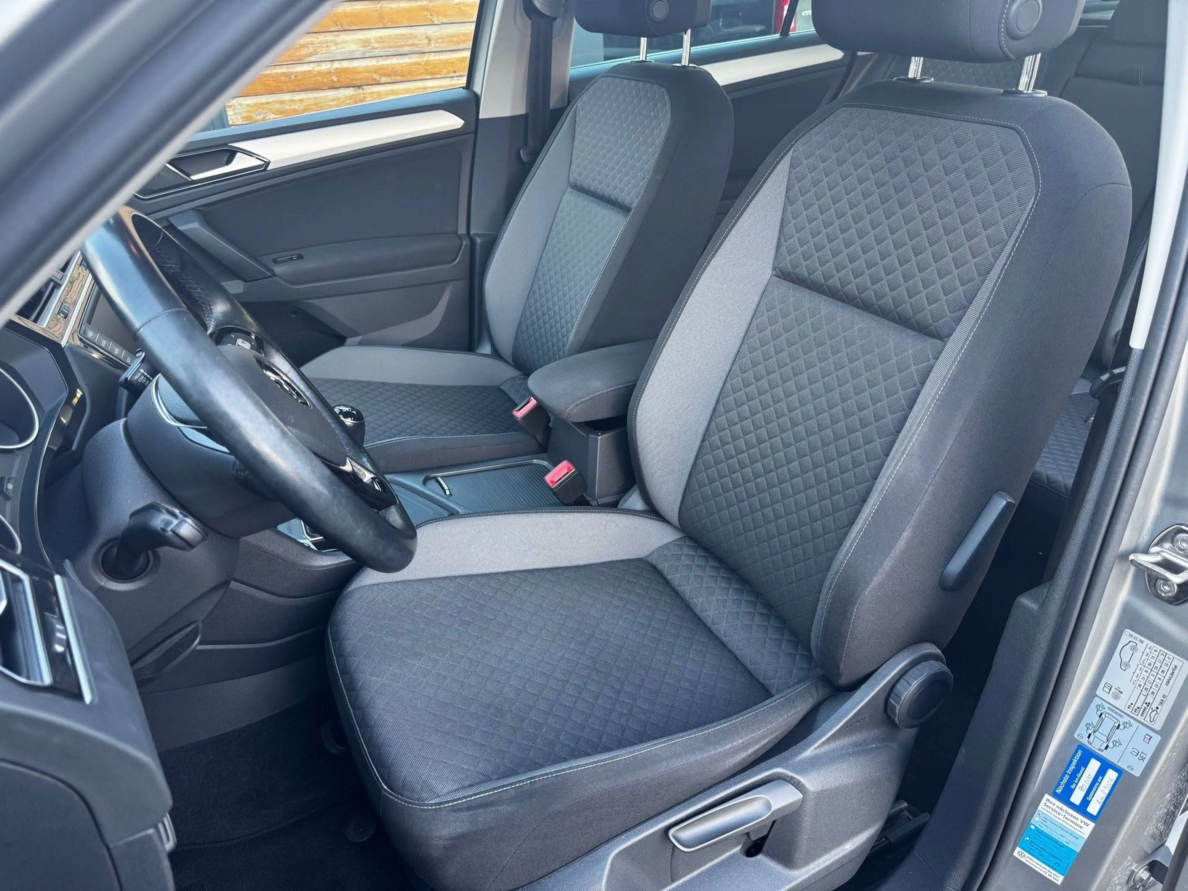 Volkswagen Tiguan 1.4 TSI BMT Comfortline — photo 10